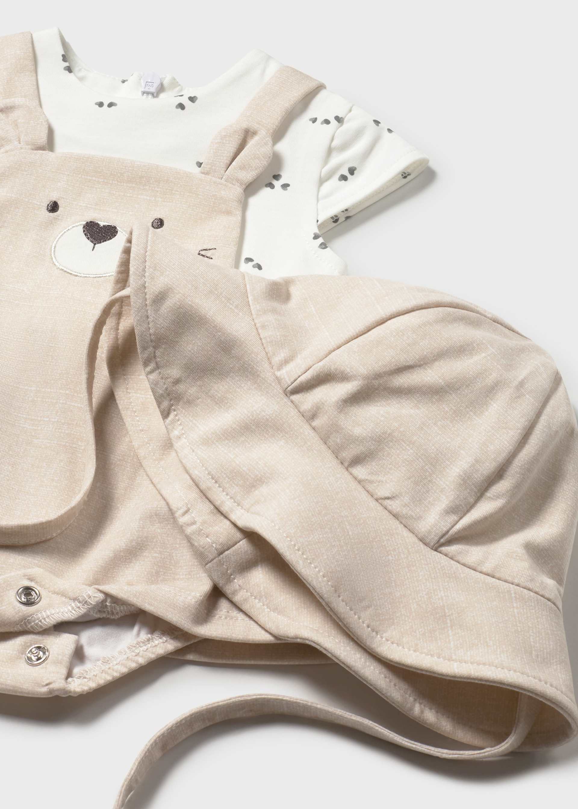 Kleid mit Latzoptik und Mütze Neugeborene