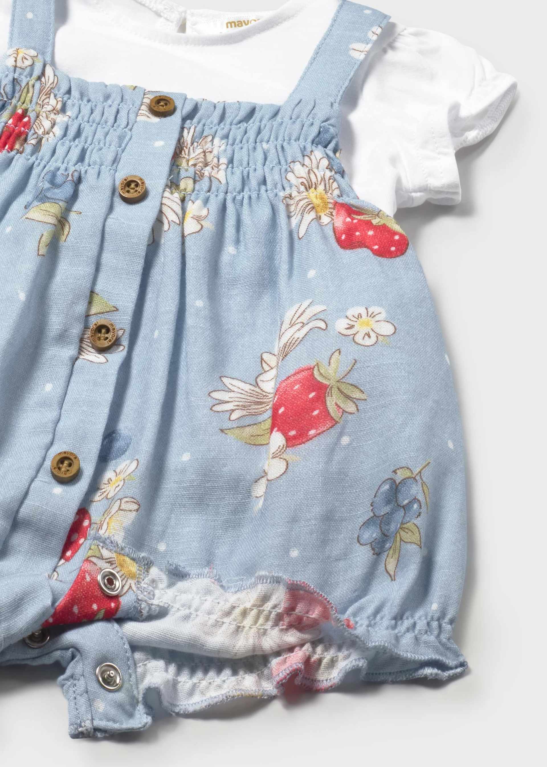 Ensemble salopette et t-shirt nouveau-né