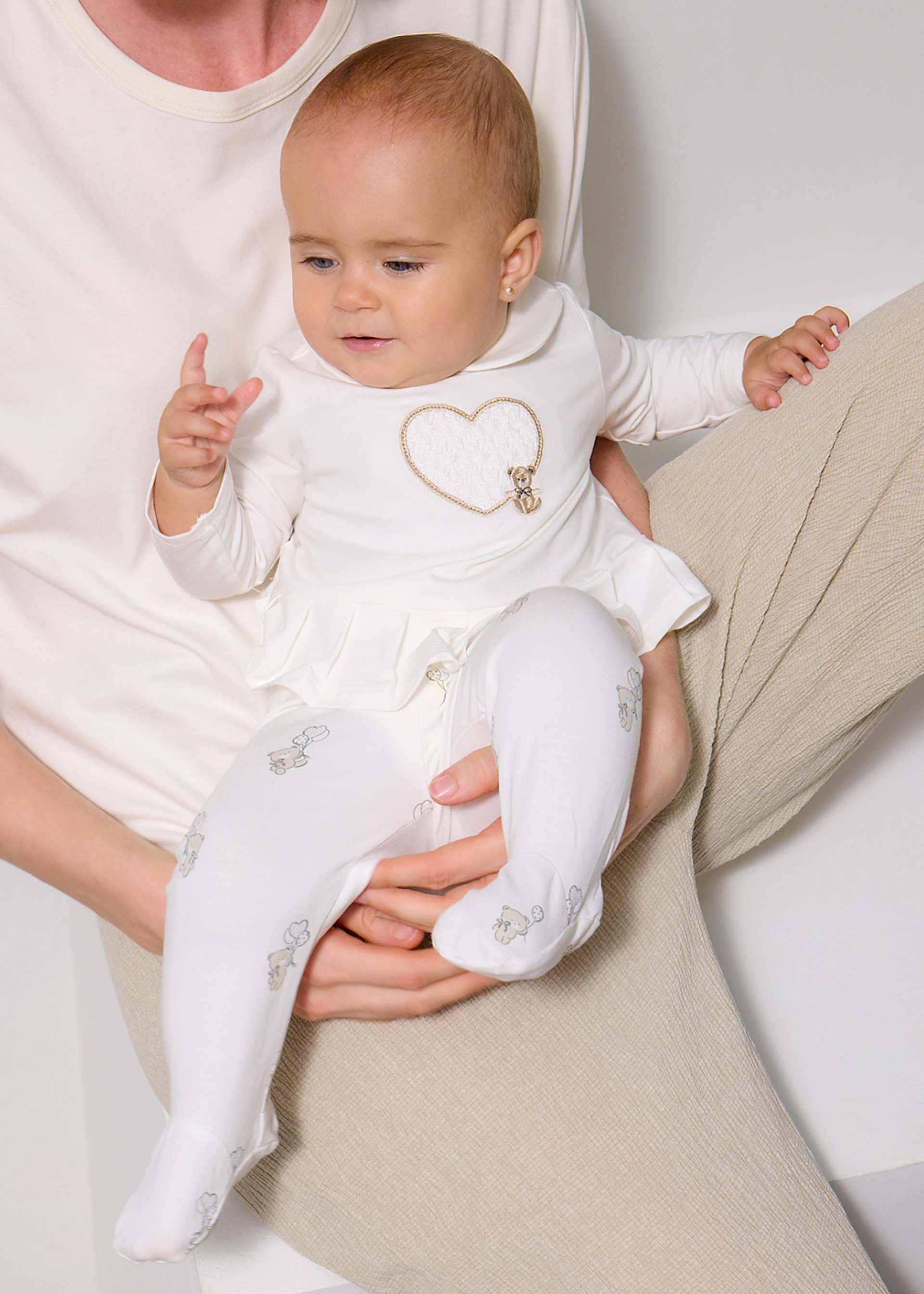 Set pantaloni cu botosei nou-nascut Set pantaloni cu botosei nou-nascut