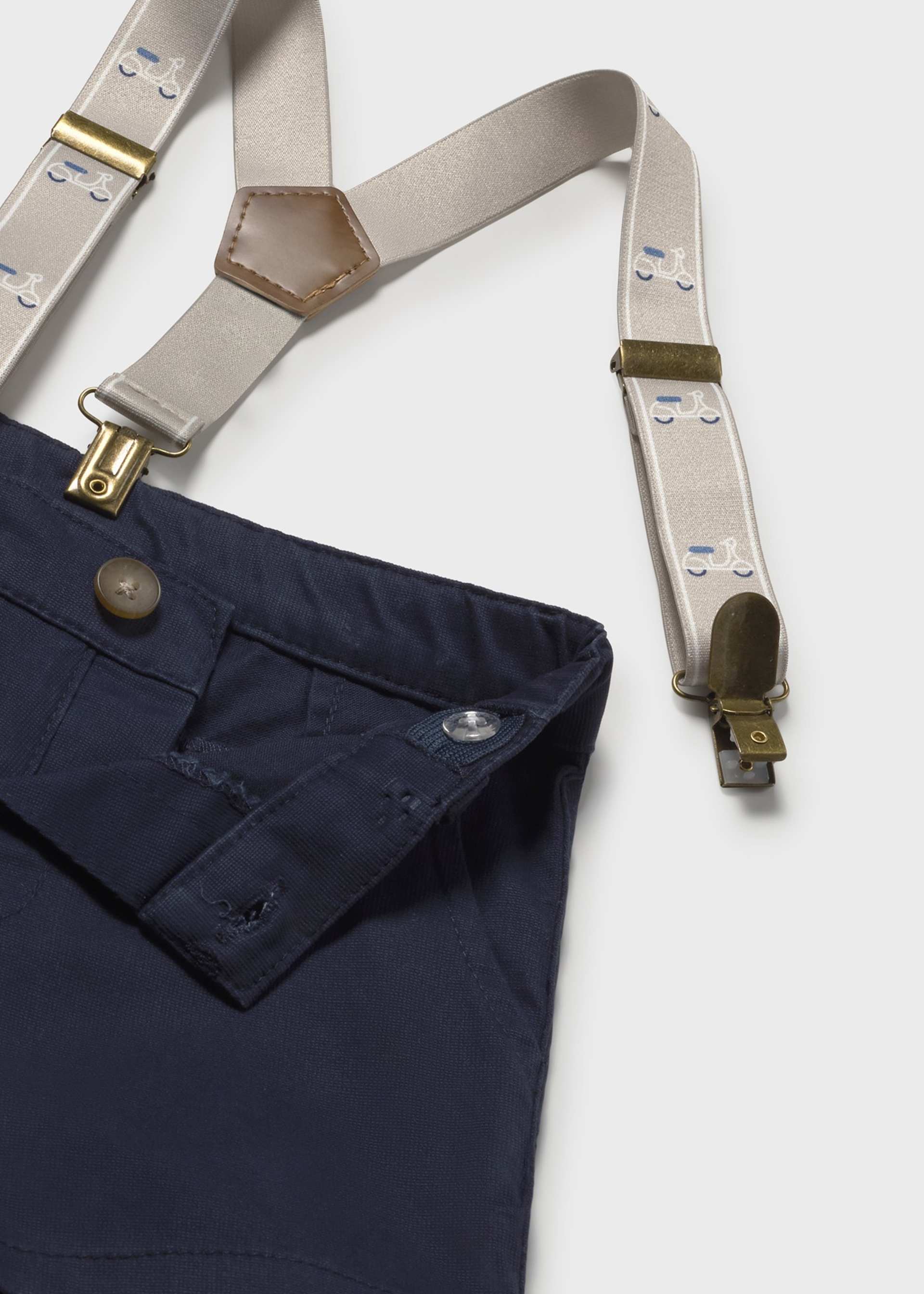 Bermuda piqué tirantes bebé