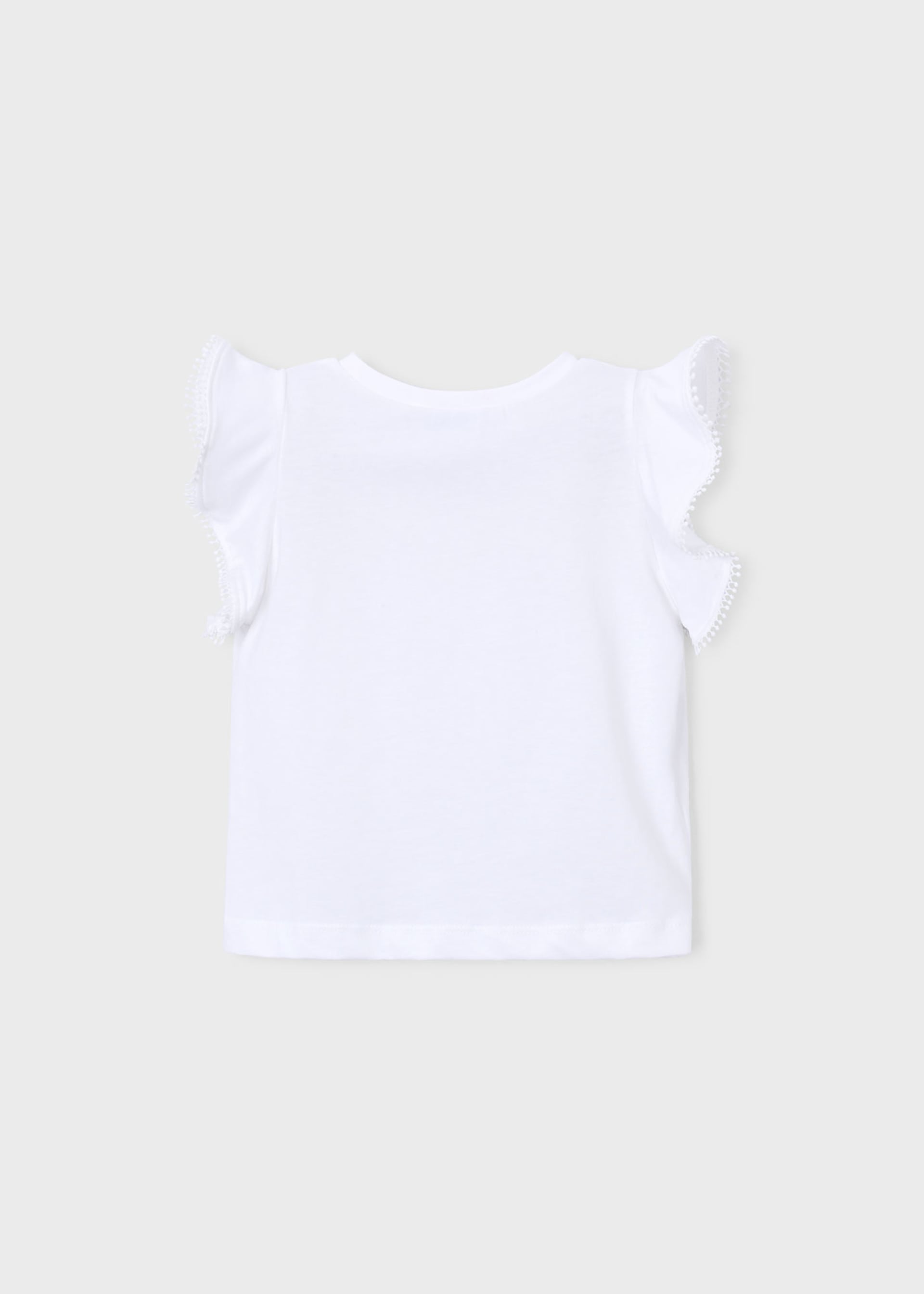 Ruffled t-shirt girl