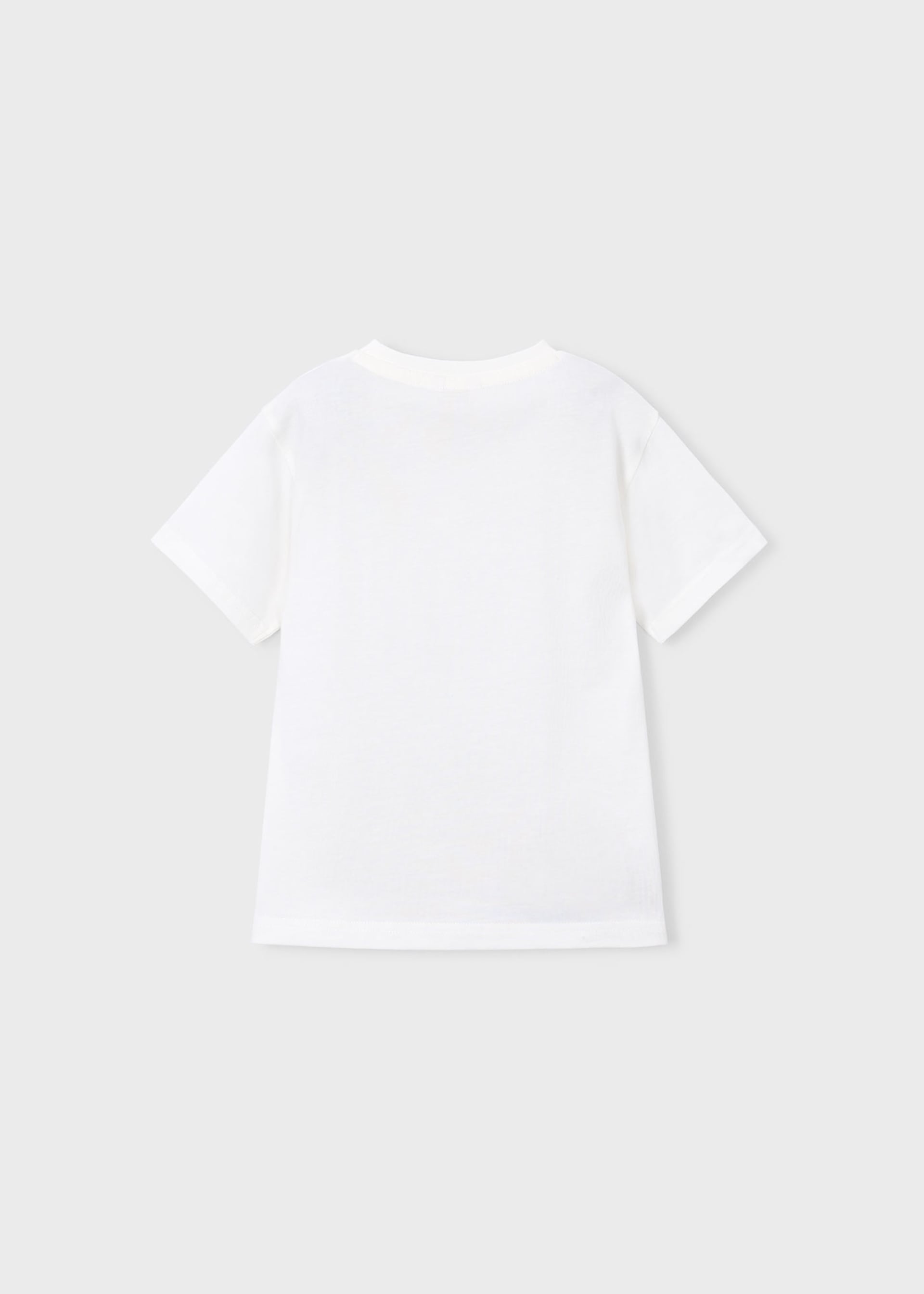 Playera con moto relieve niño