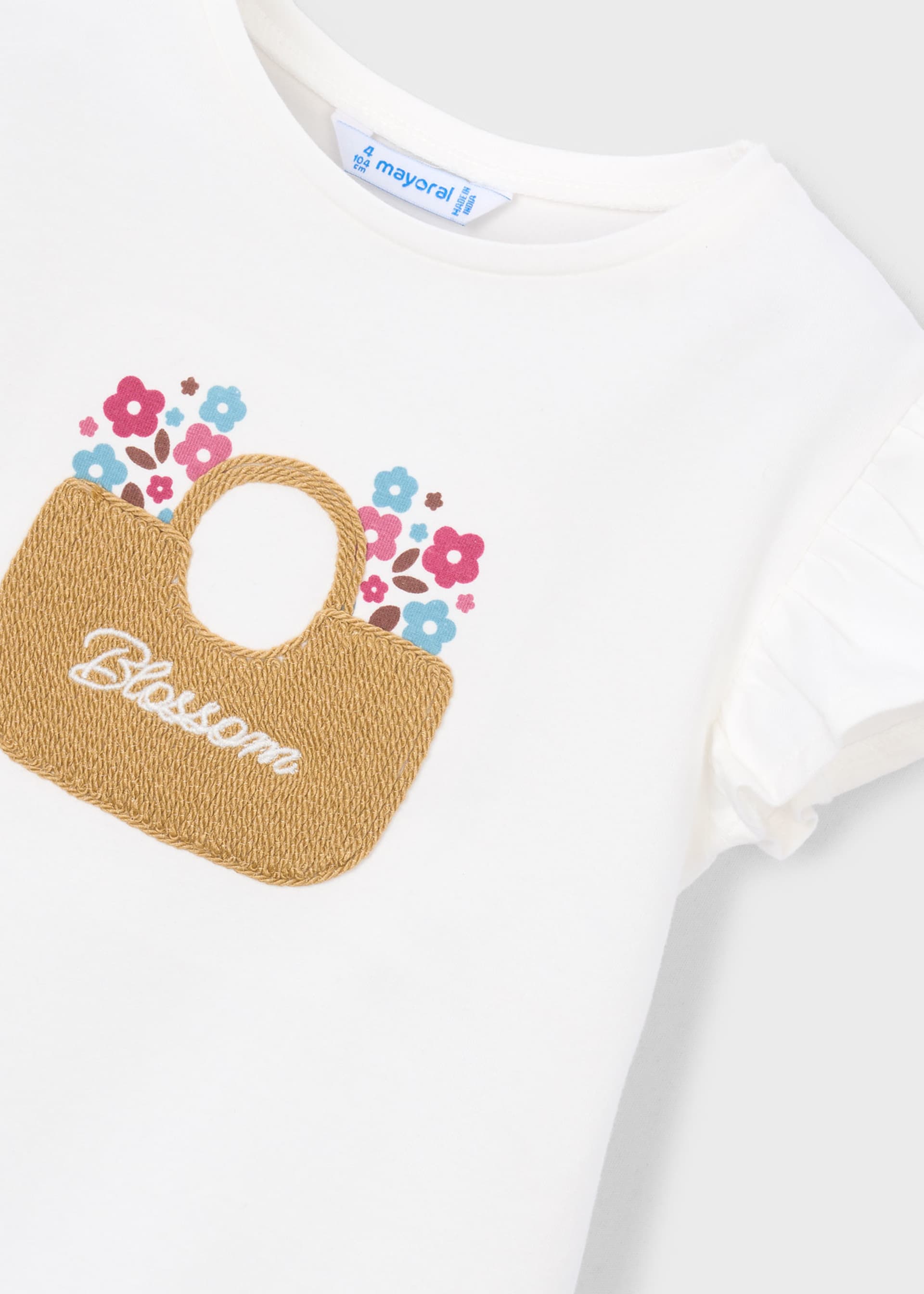 T-shirt com aplique menina
