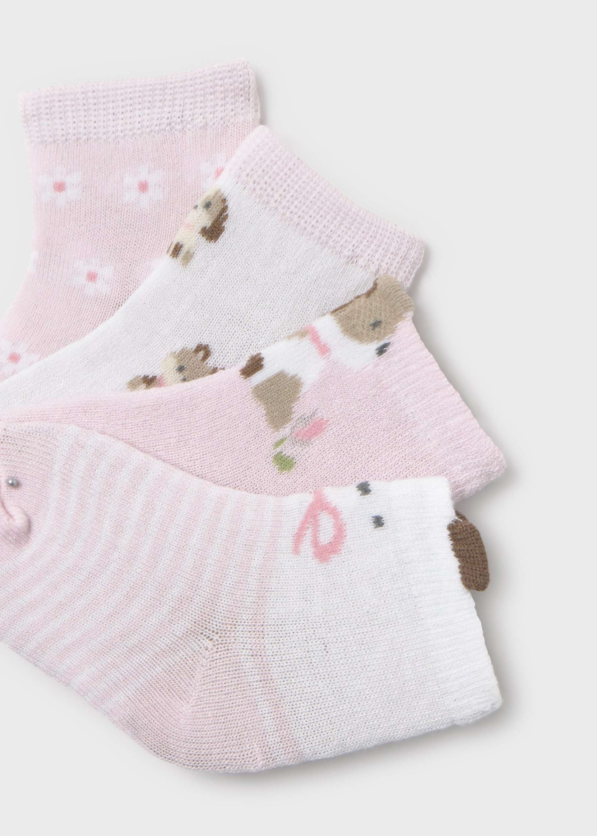 Set of 4 newborn socks