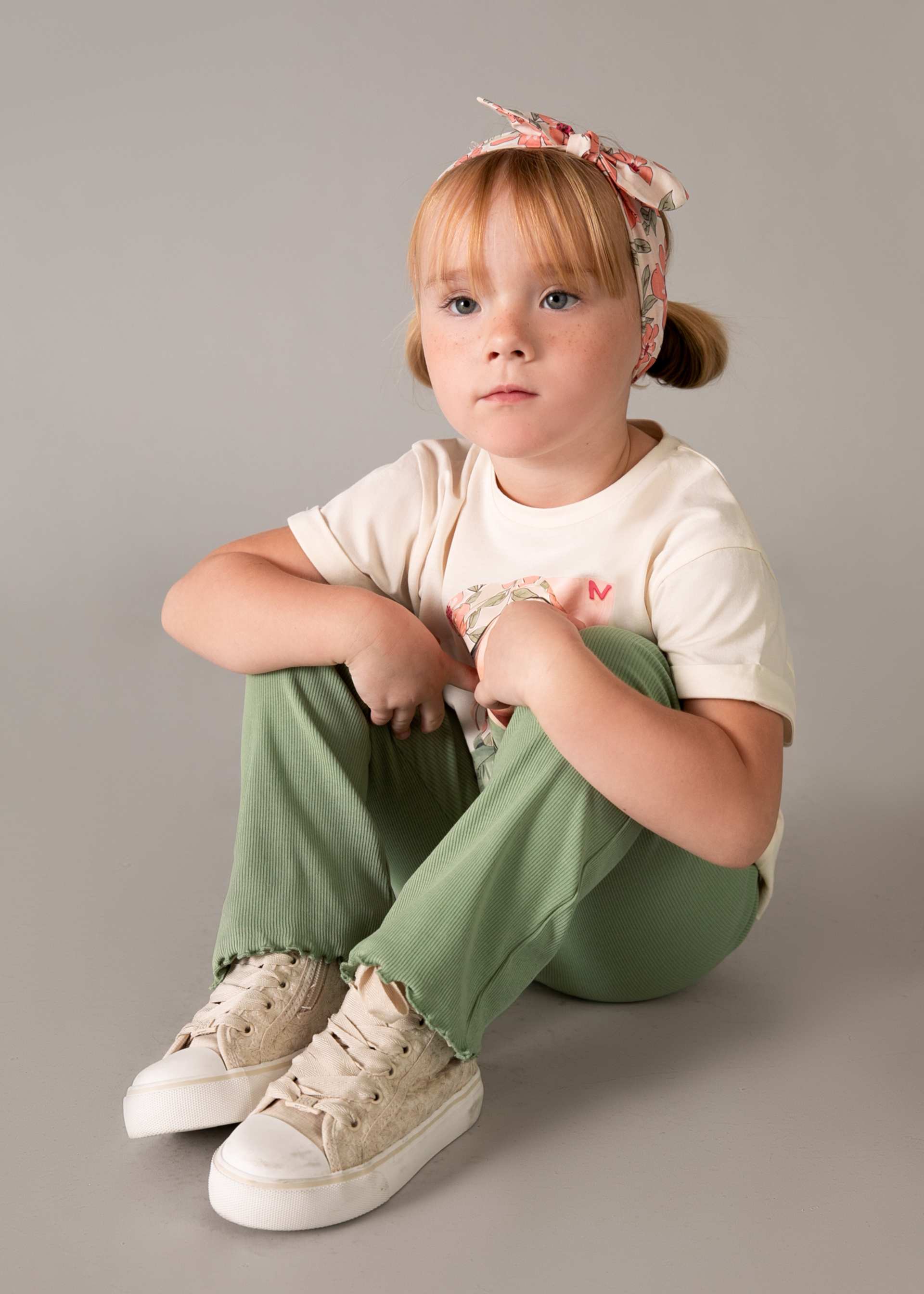 Girls' ribbed flare leggings