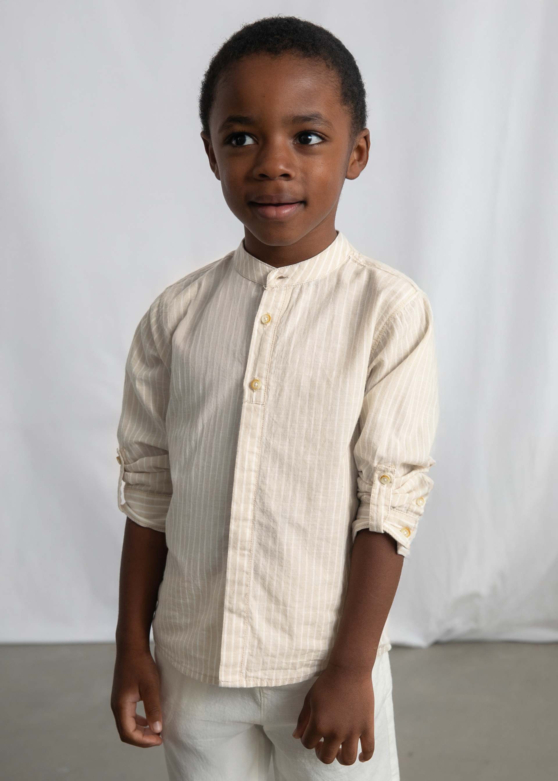 Conjunto bermudas e camisa com linho manga comprida menino