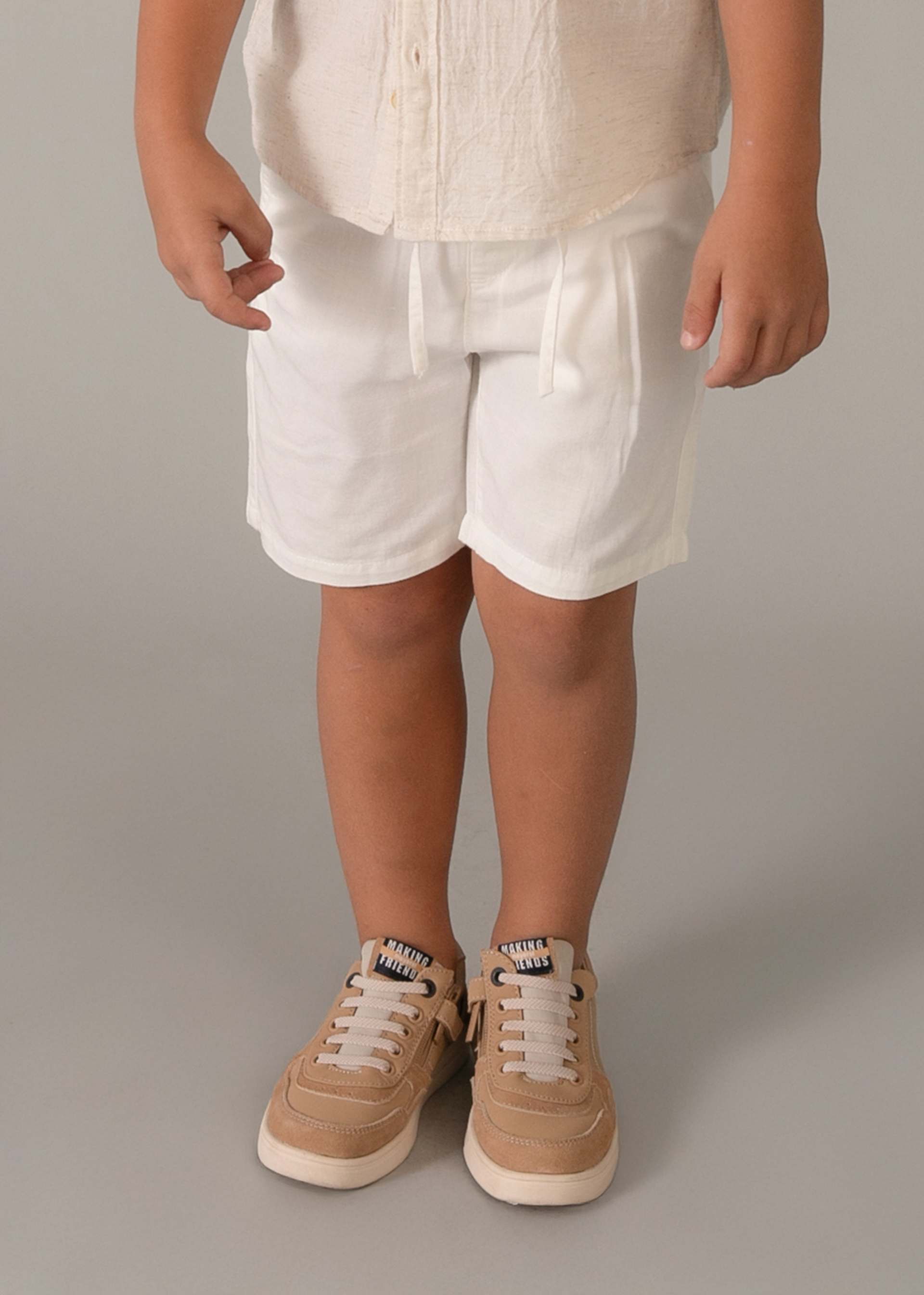 Bermuda relaxed fit com linho menino