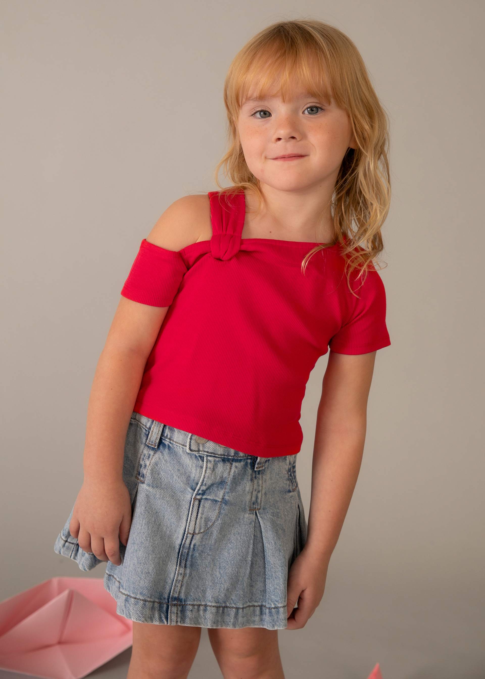 T-shirt assimétrica menina