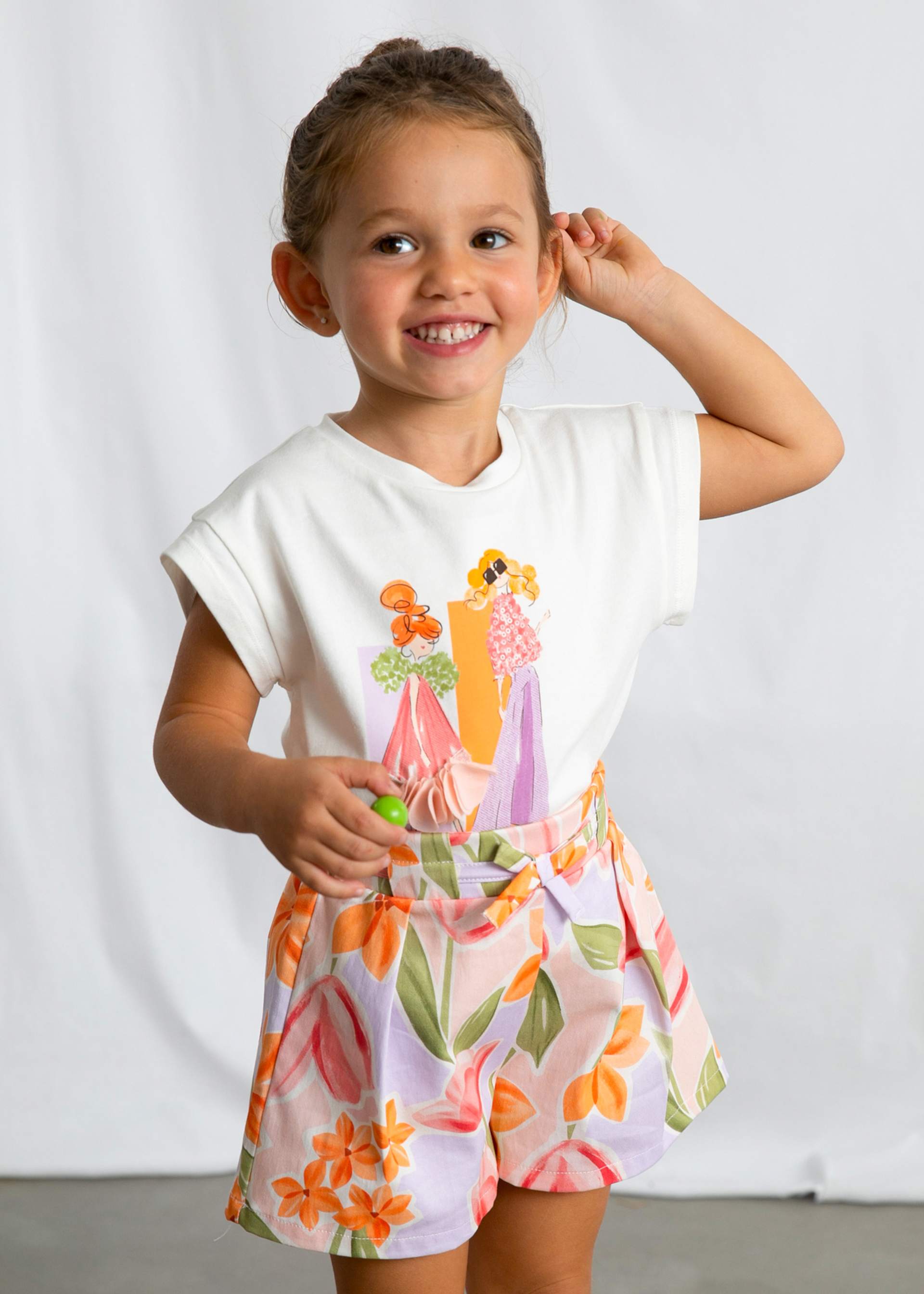 Tricou cu imprimeu fetita