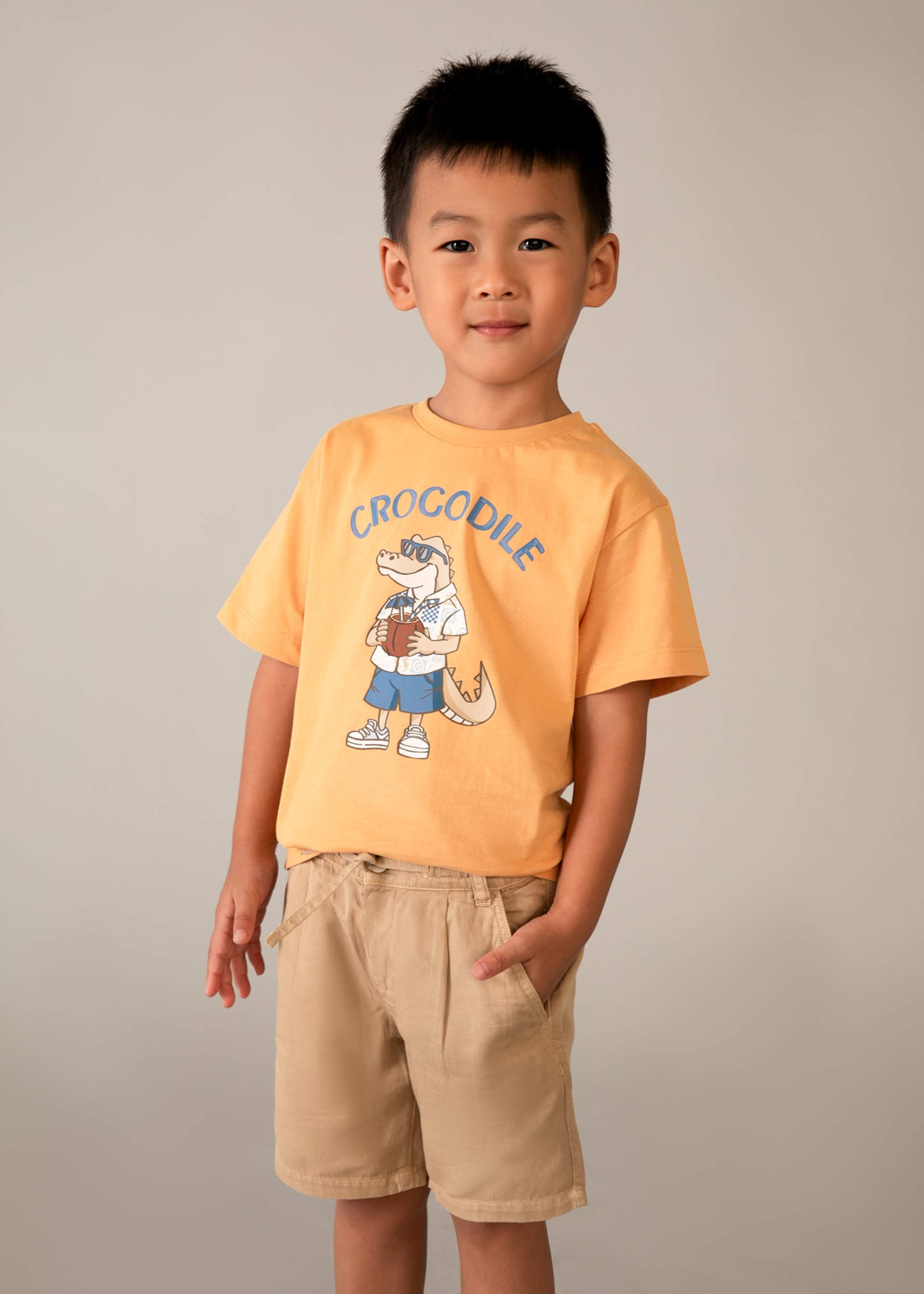 Bermuda relaxed fit com linho menino Bermuda relaxed fit com linho menino