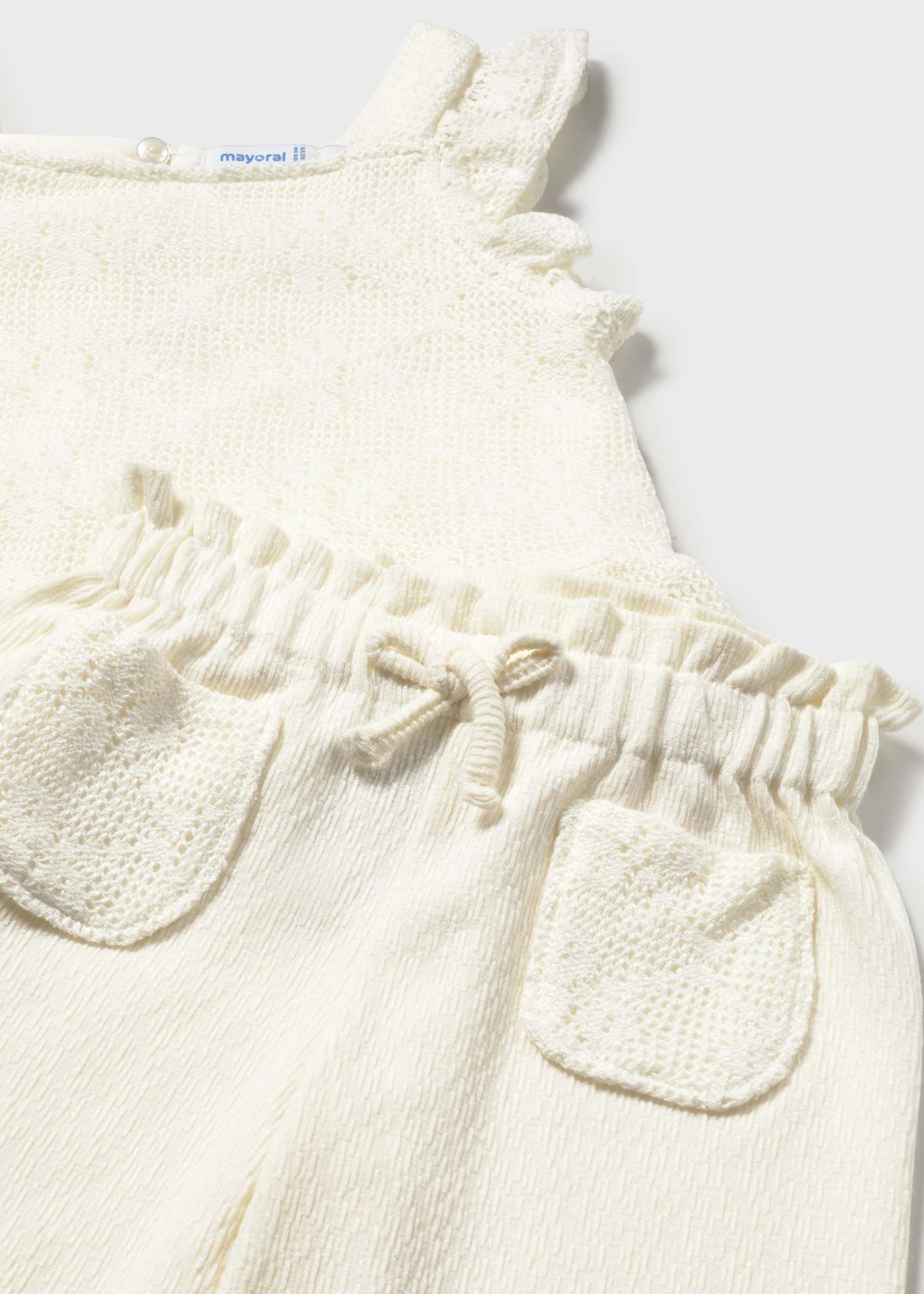 Crotchet trousers set baby