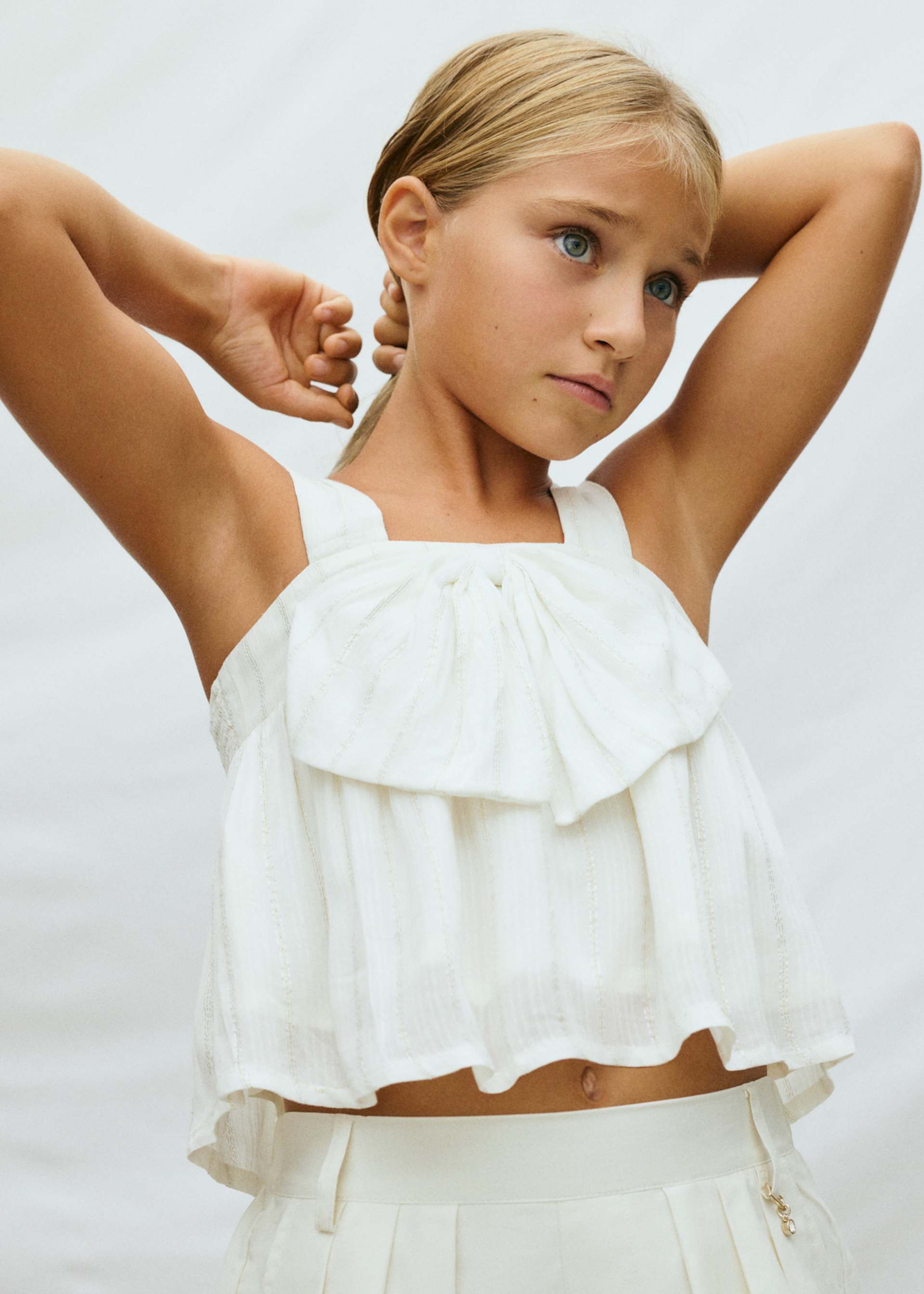 Top à fil métallisé nœud fille