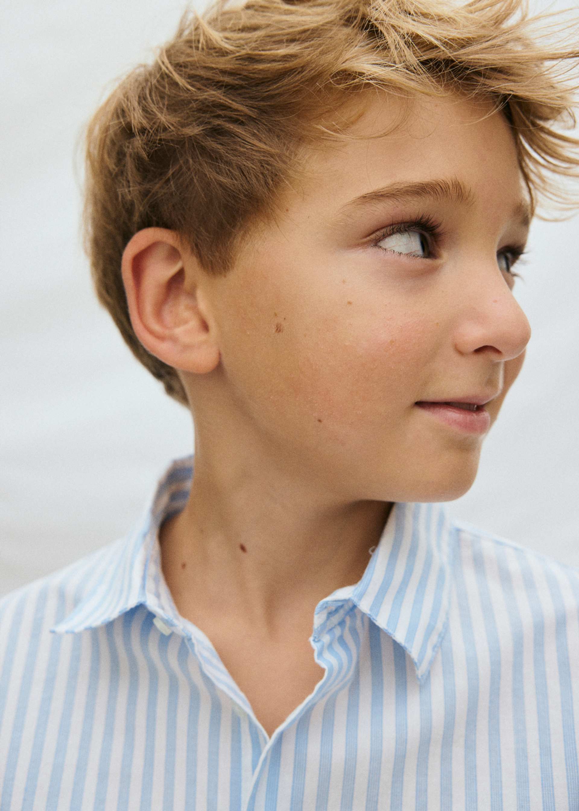 Long-sleeved shirt for boys