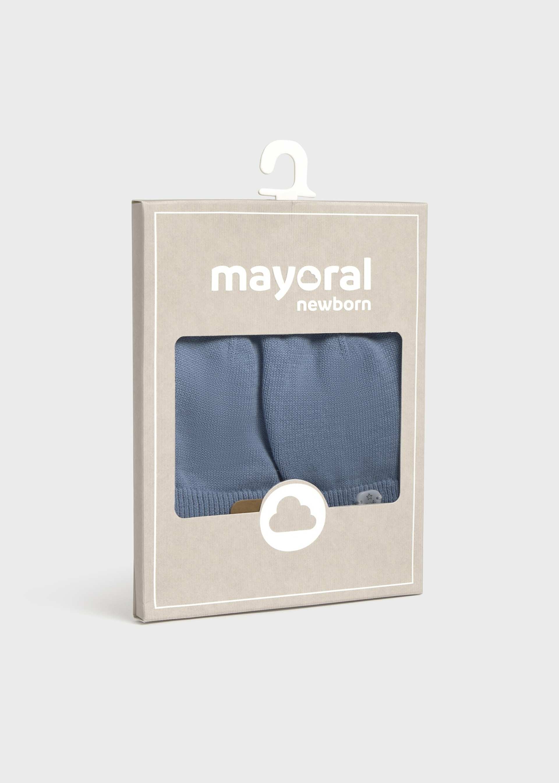 Bonnet en tricot nouveau-né