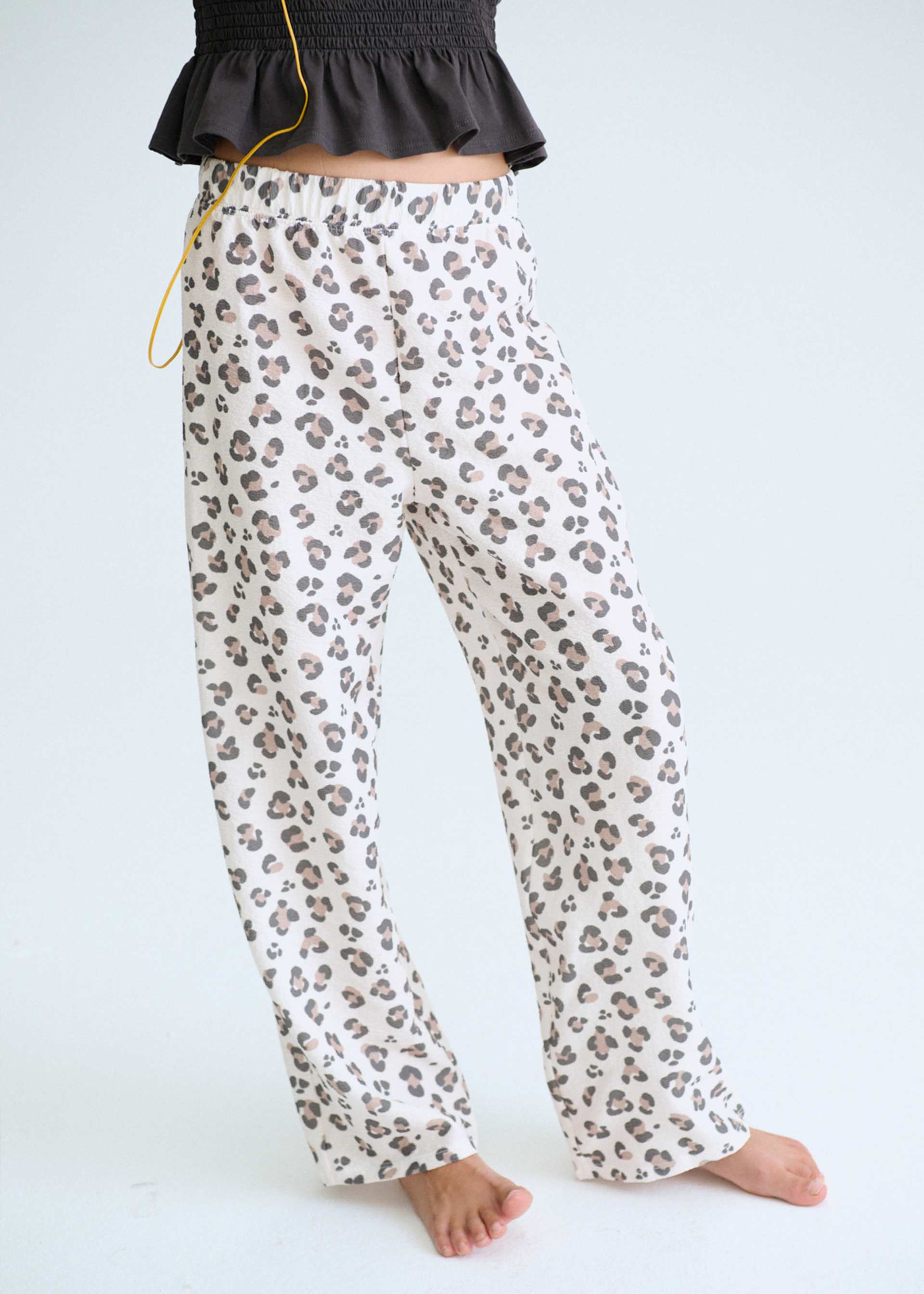 Set cu pantaloni lungi cu imprimeu fata