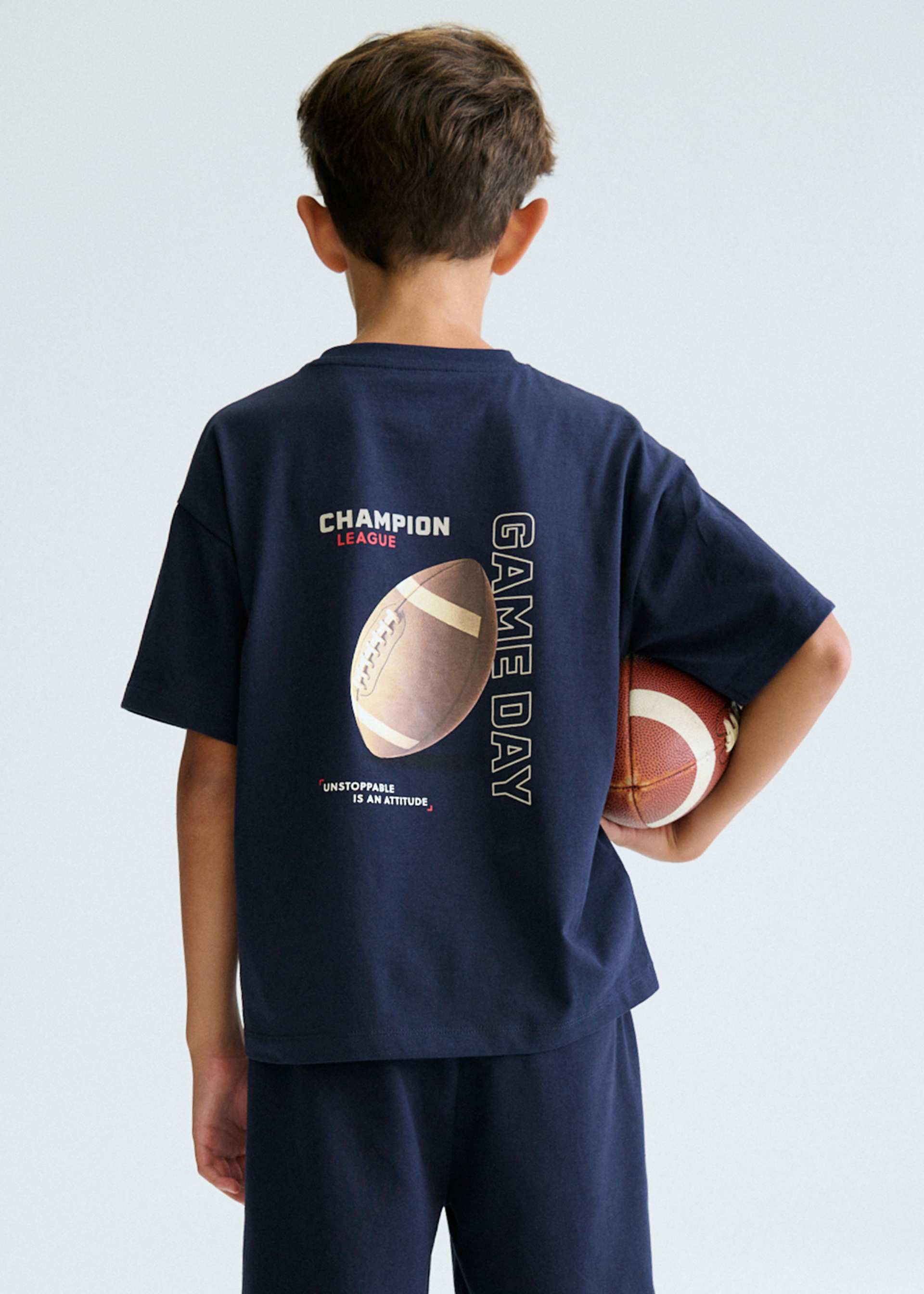 Conjunto calções e t-shirt rapaz