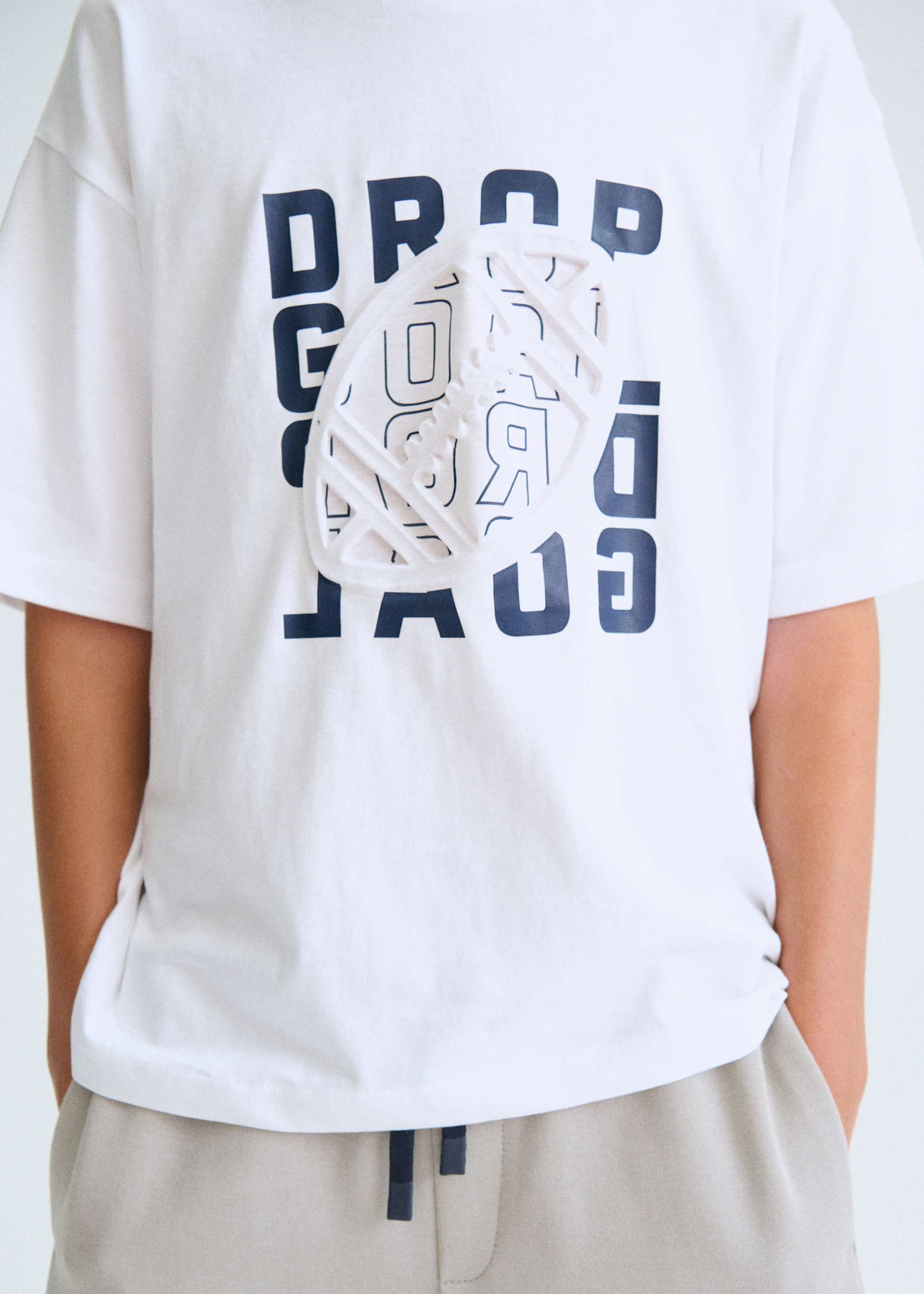 Embossed T-shirt boy