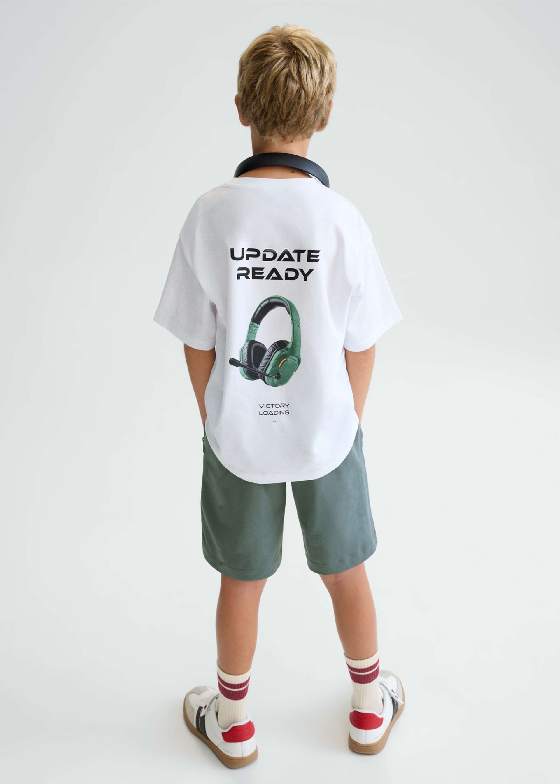 Boys' trousers and T-shirt set