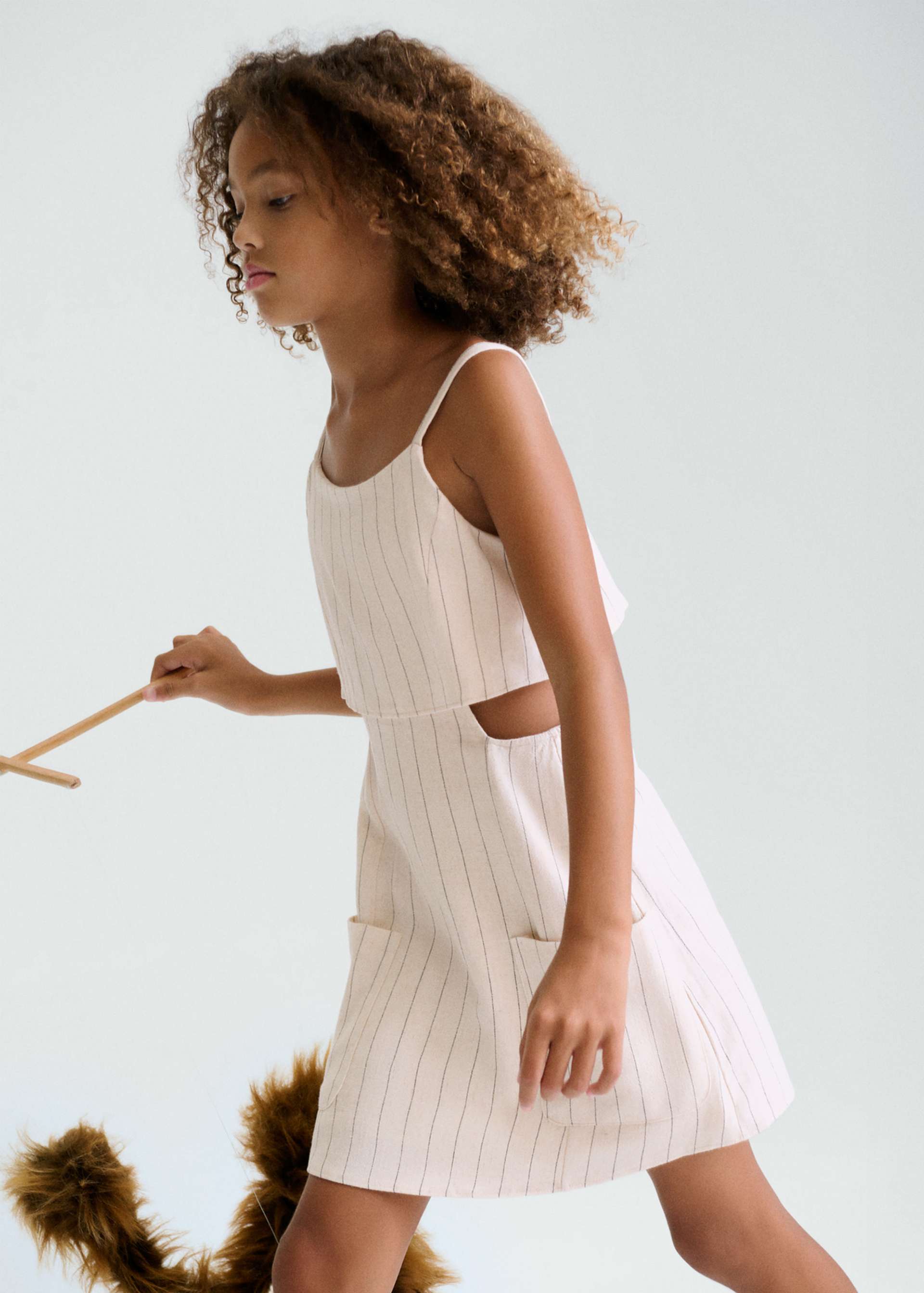 Short jumpsuit with slits for girls