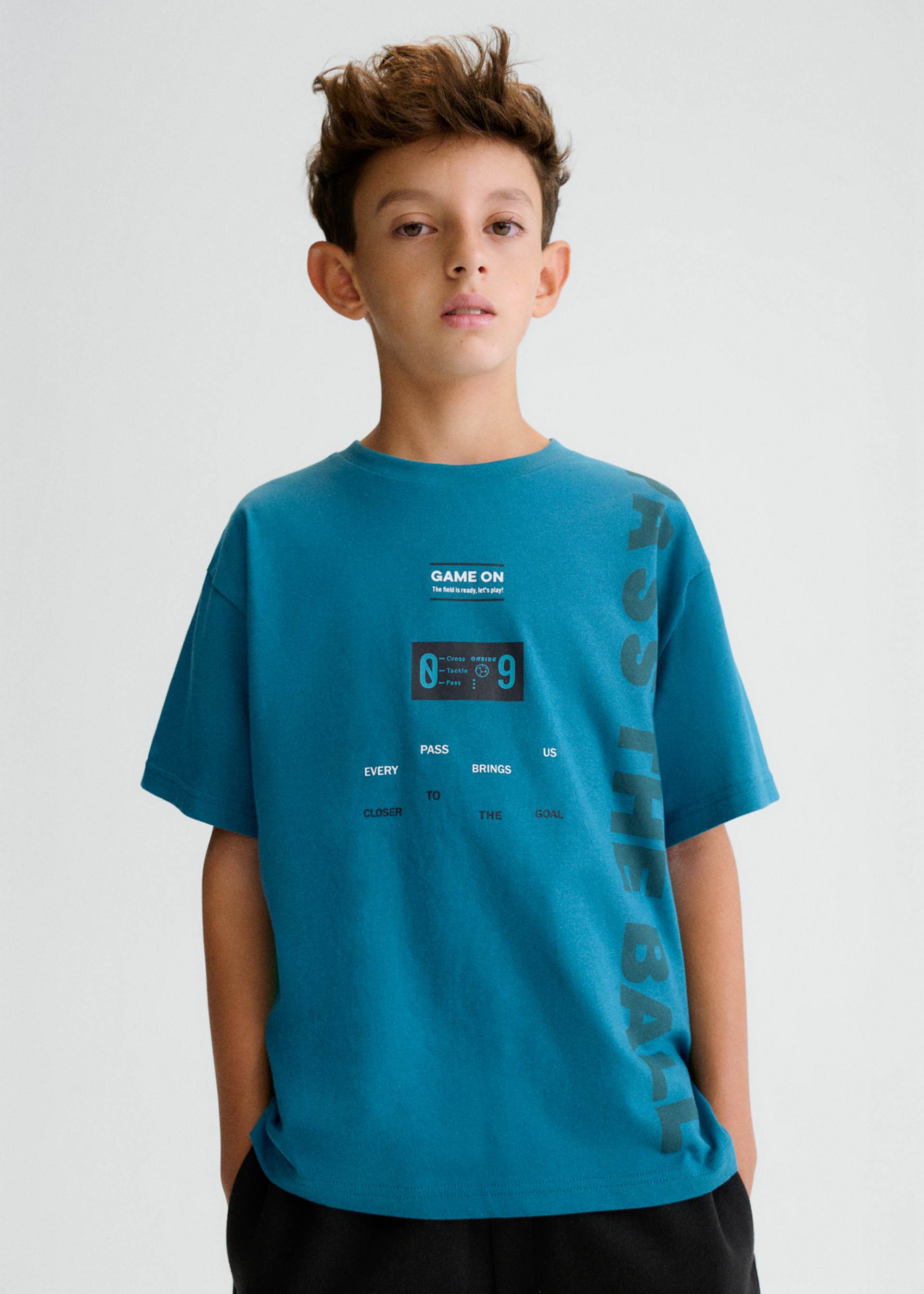 Playera letras fútbol chico