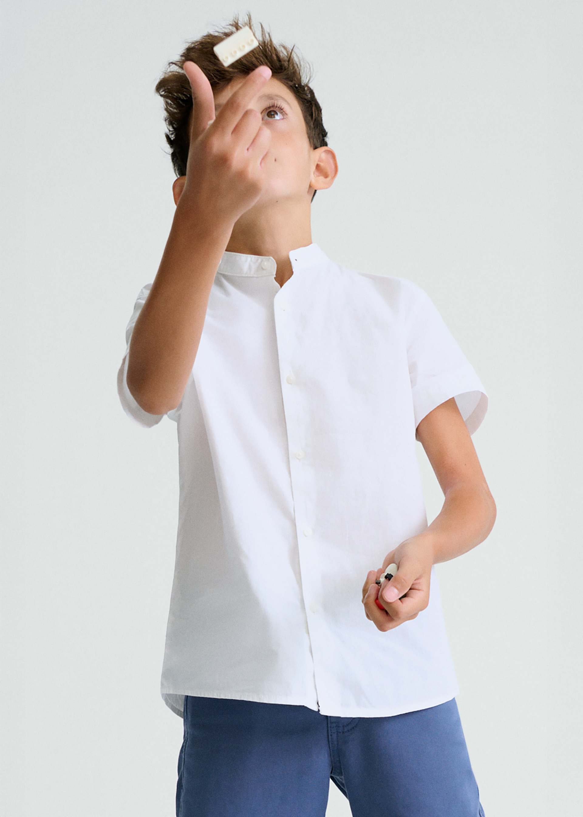 Boy's short-sleeved shirt with mandarin collar