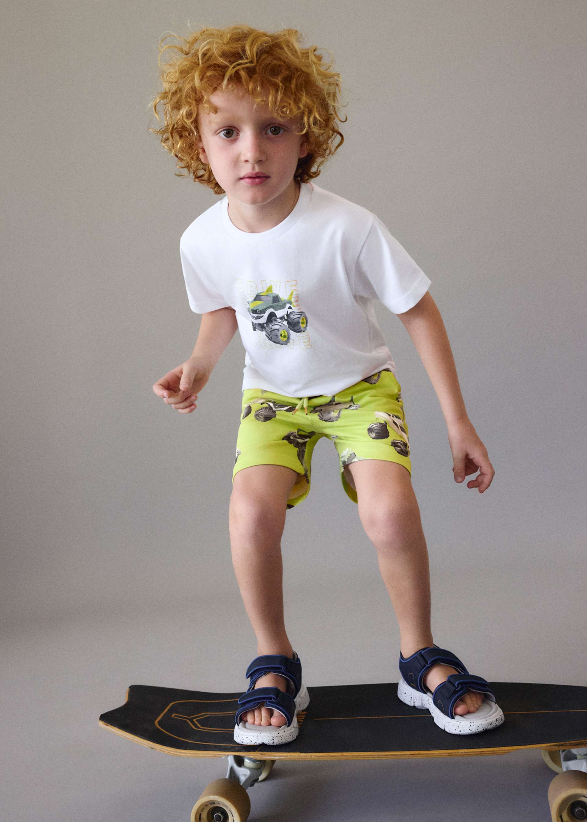 Ensemble bermuda et t-shirt imprimé garçon