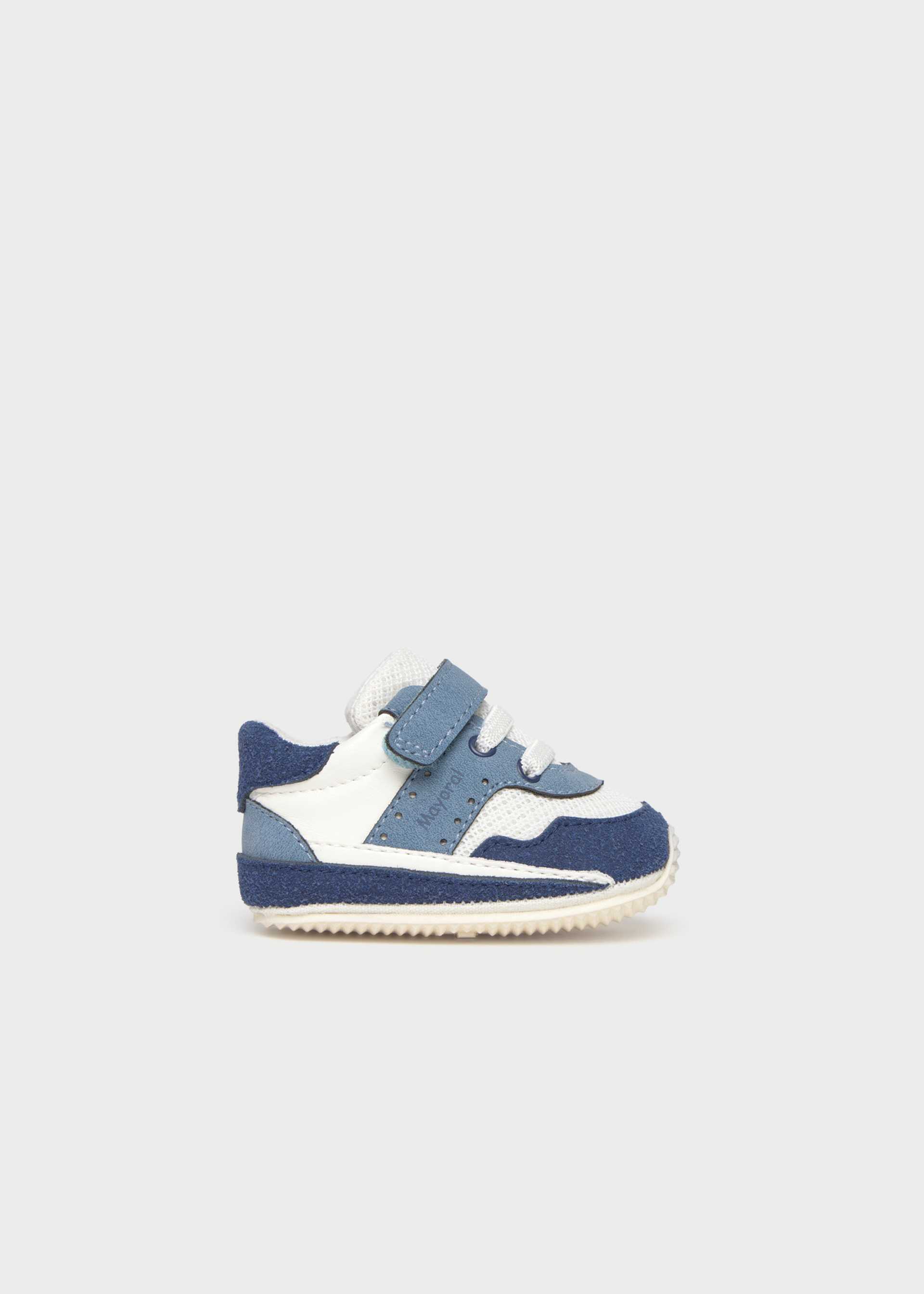 Pantofi sport nou-nascut