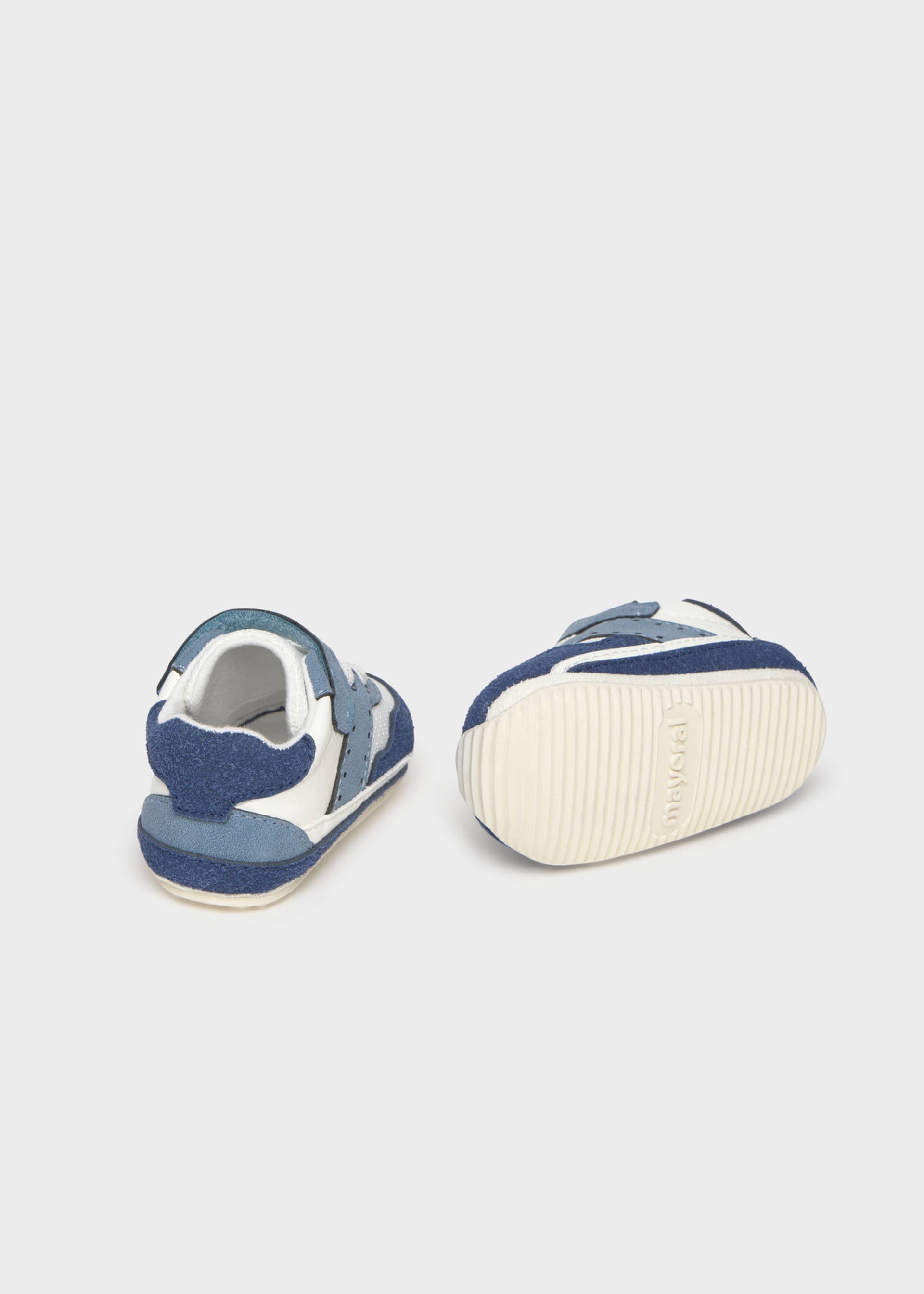 Pantofi sport nou-nascut