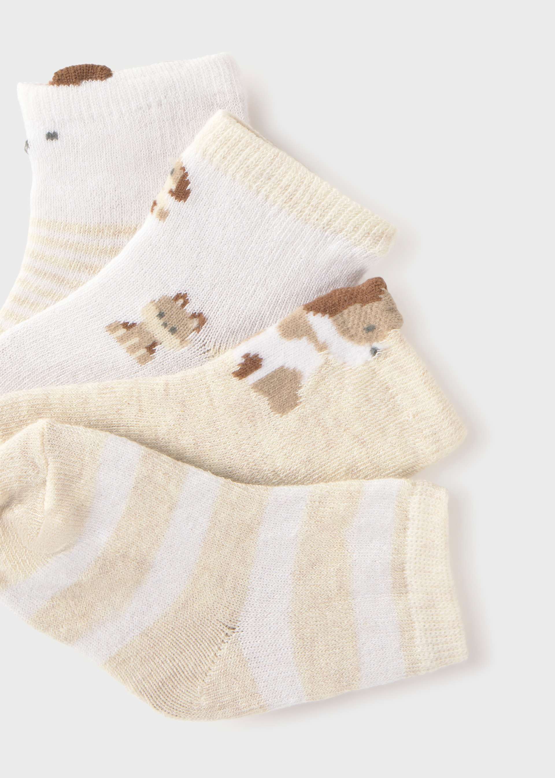 Set of 4 newborn socks