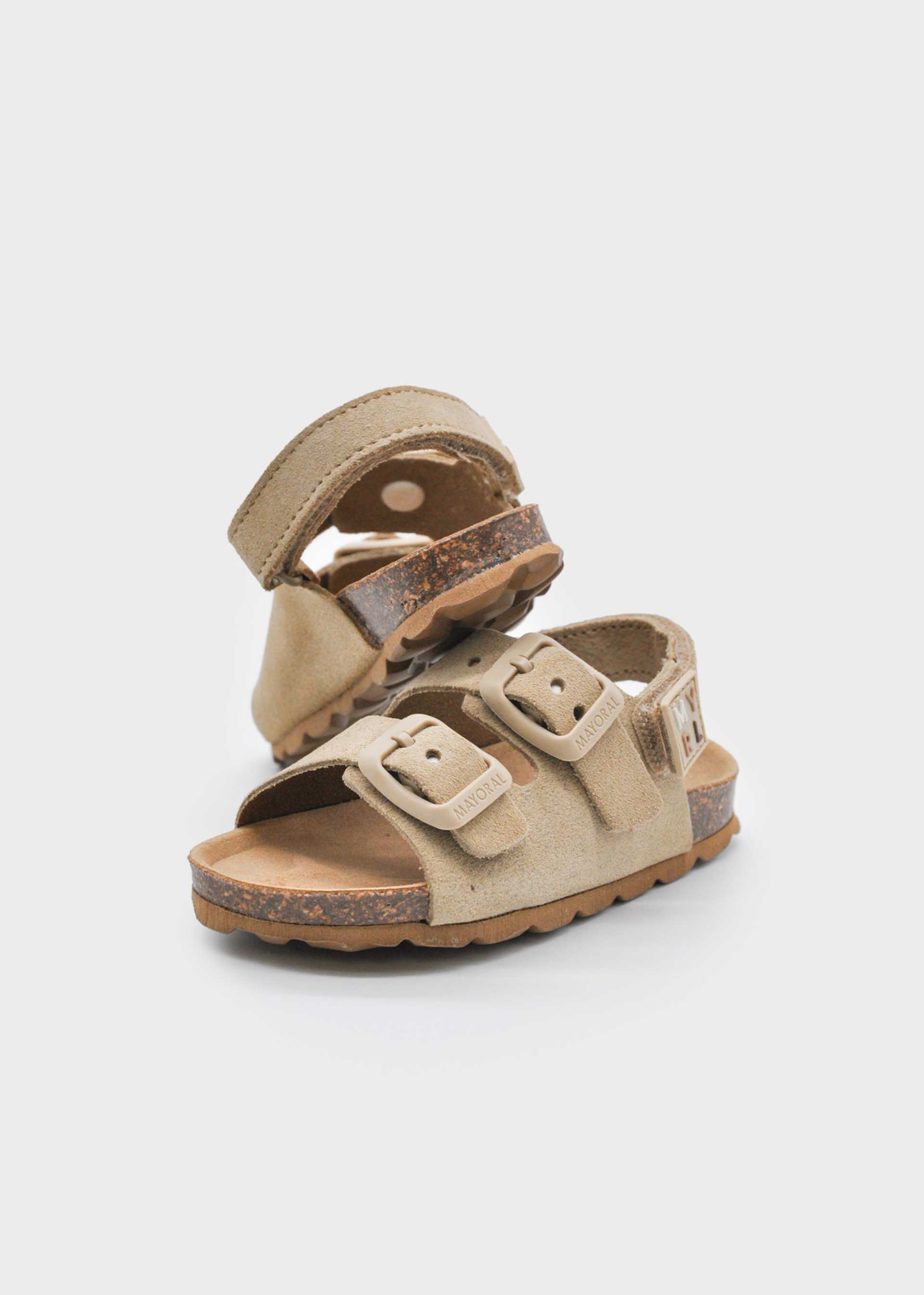 Sandalias piel hebilla bebé