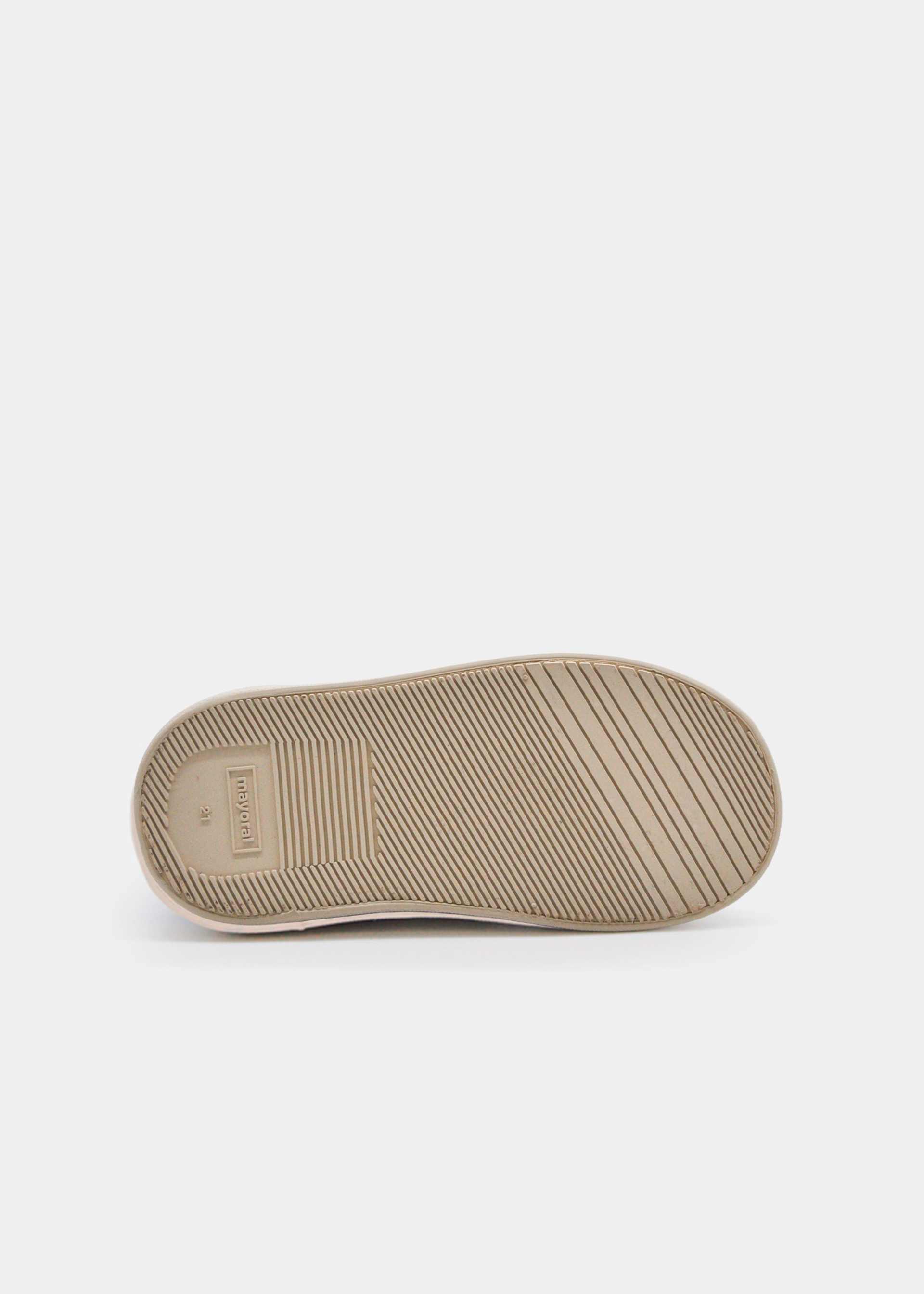 Buty marynarskie wiązane dla niemowlęcia