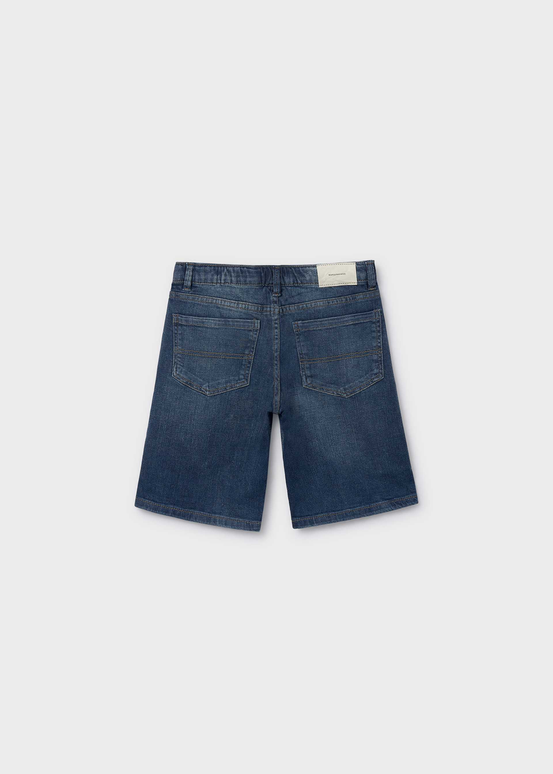 Bermudy jeansowe o kroju long fit dla chłopca Bermudy jeansowe o kroju long fit dla chłopca
