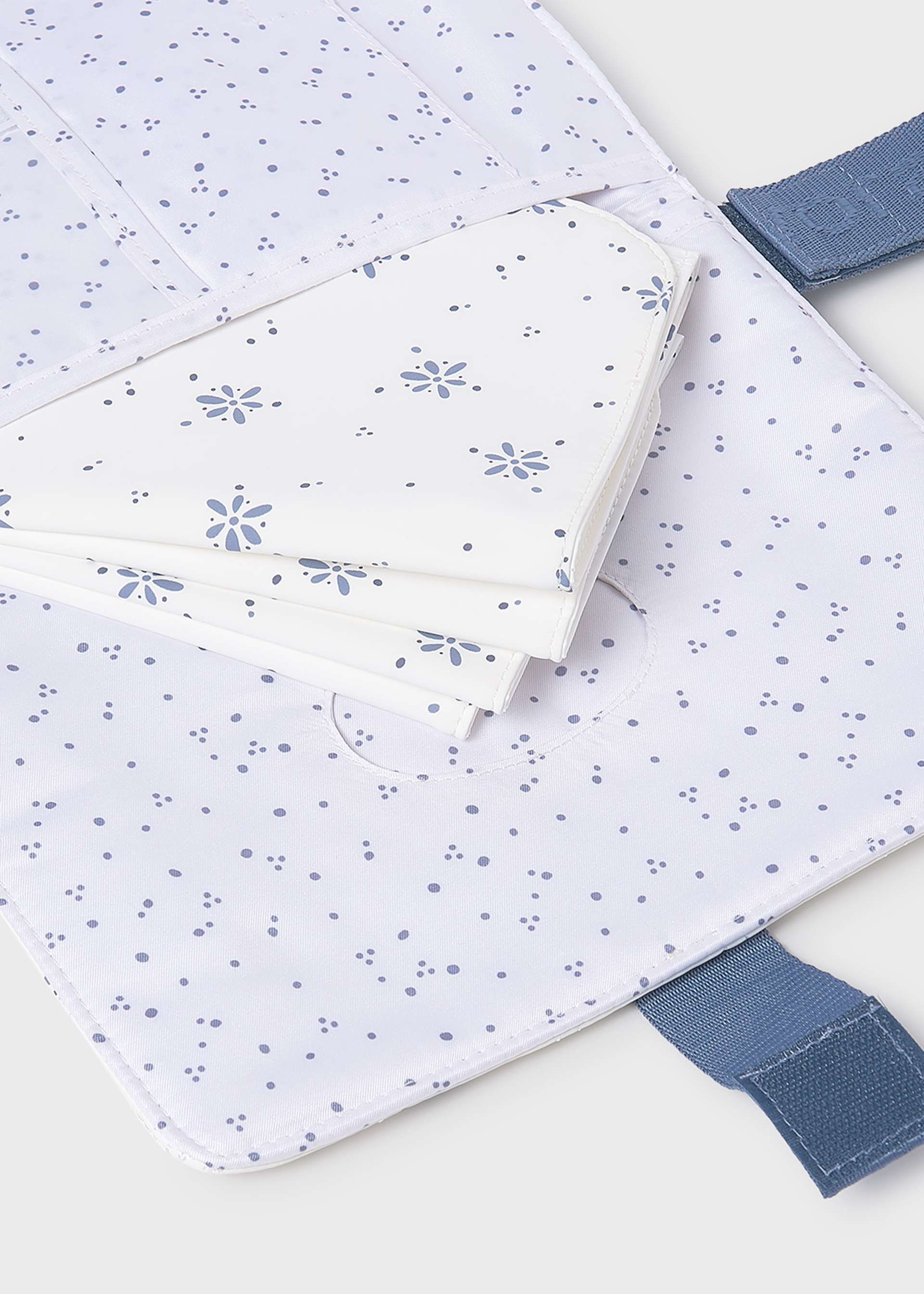 Porte-documents avec matelas à langer imperméable bébé
