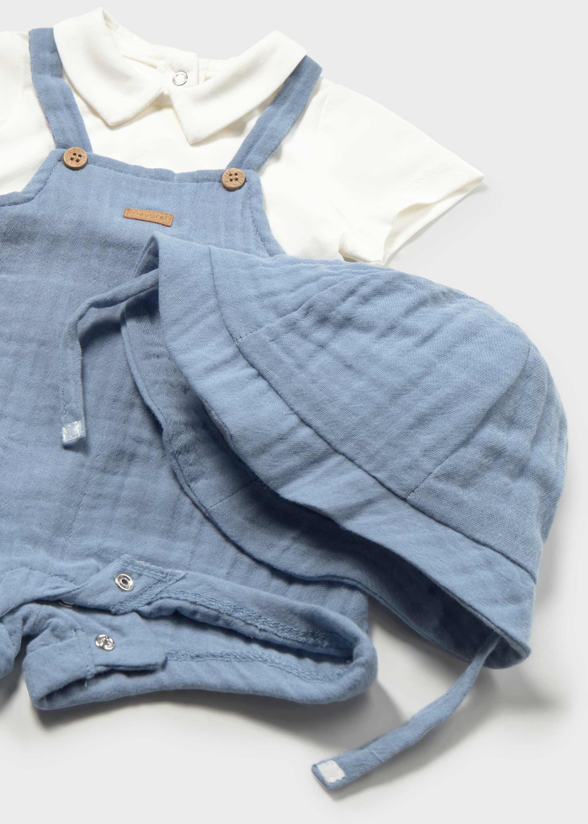 Newborn romper with hat