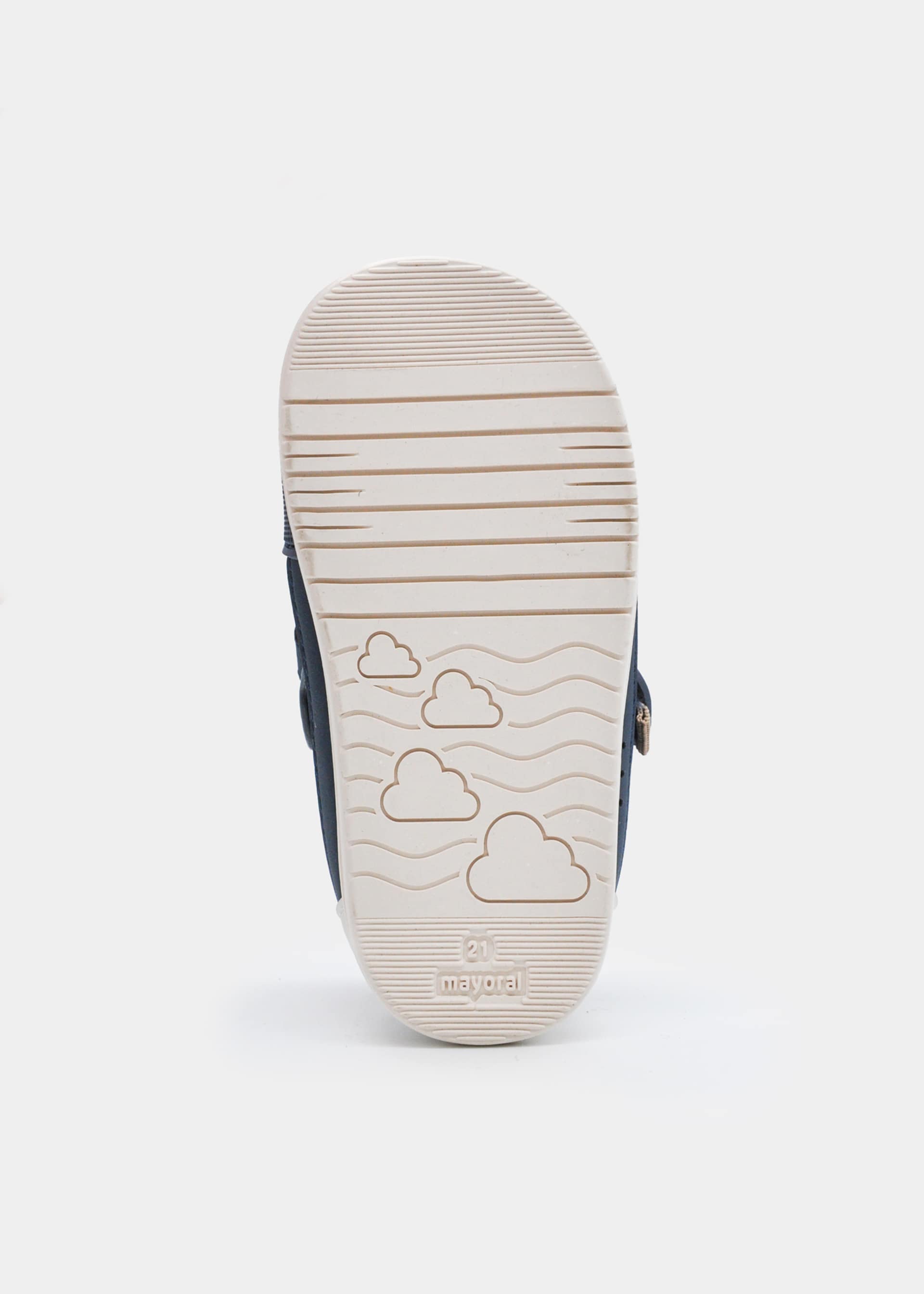 Buty sportowe dla niemowlęcia