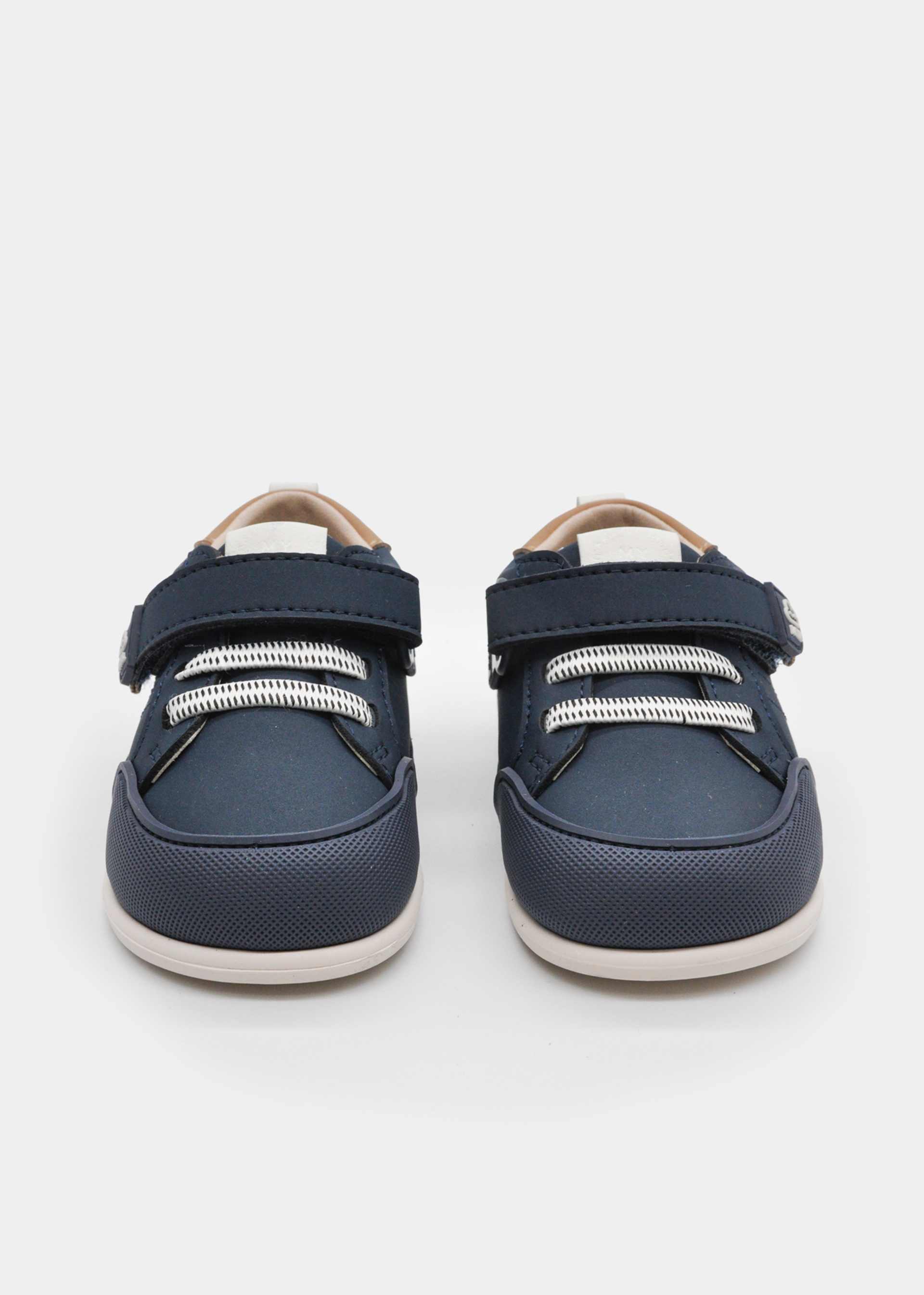 Buty sportowe dla niemowlęcia