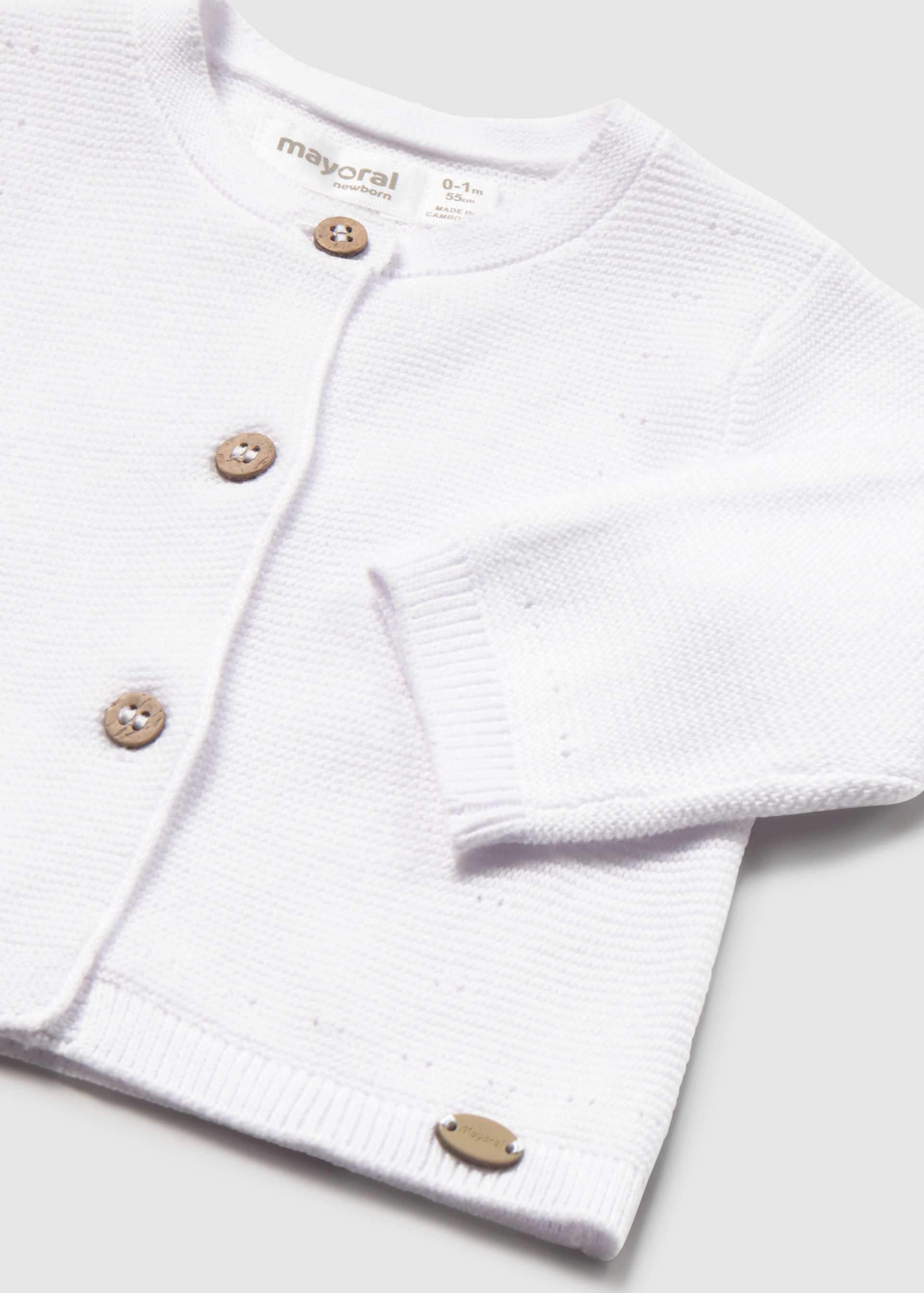 Rebeca tricot botones recién nacida