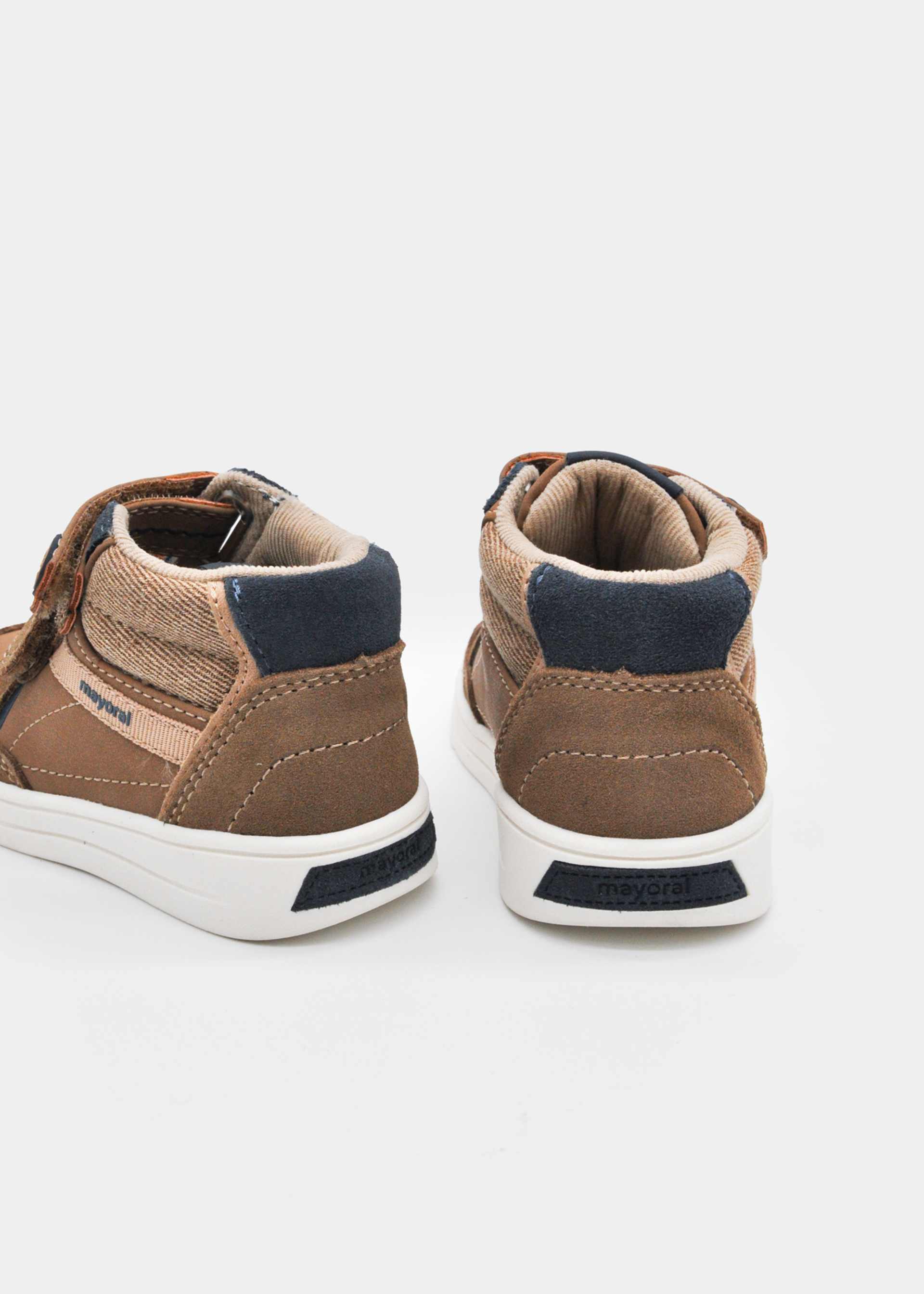 Sneaker urbaner Stil Baby