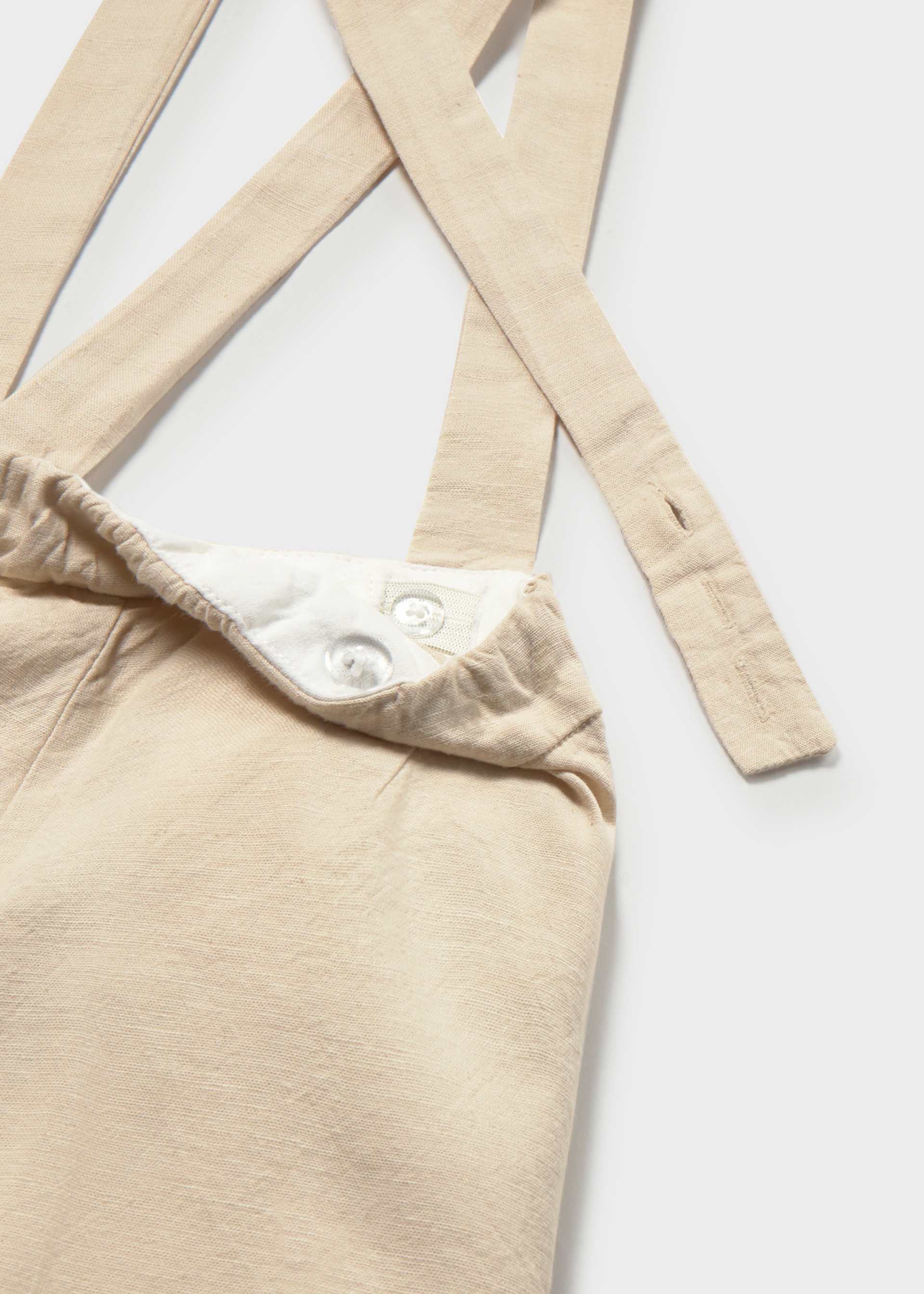 Completo pantaloncine e camicia con papillon neonato