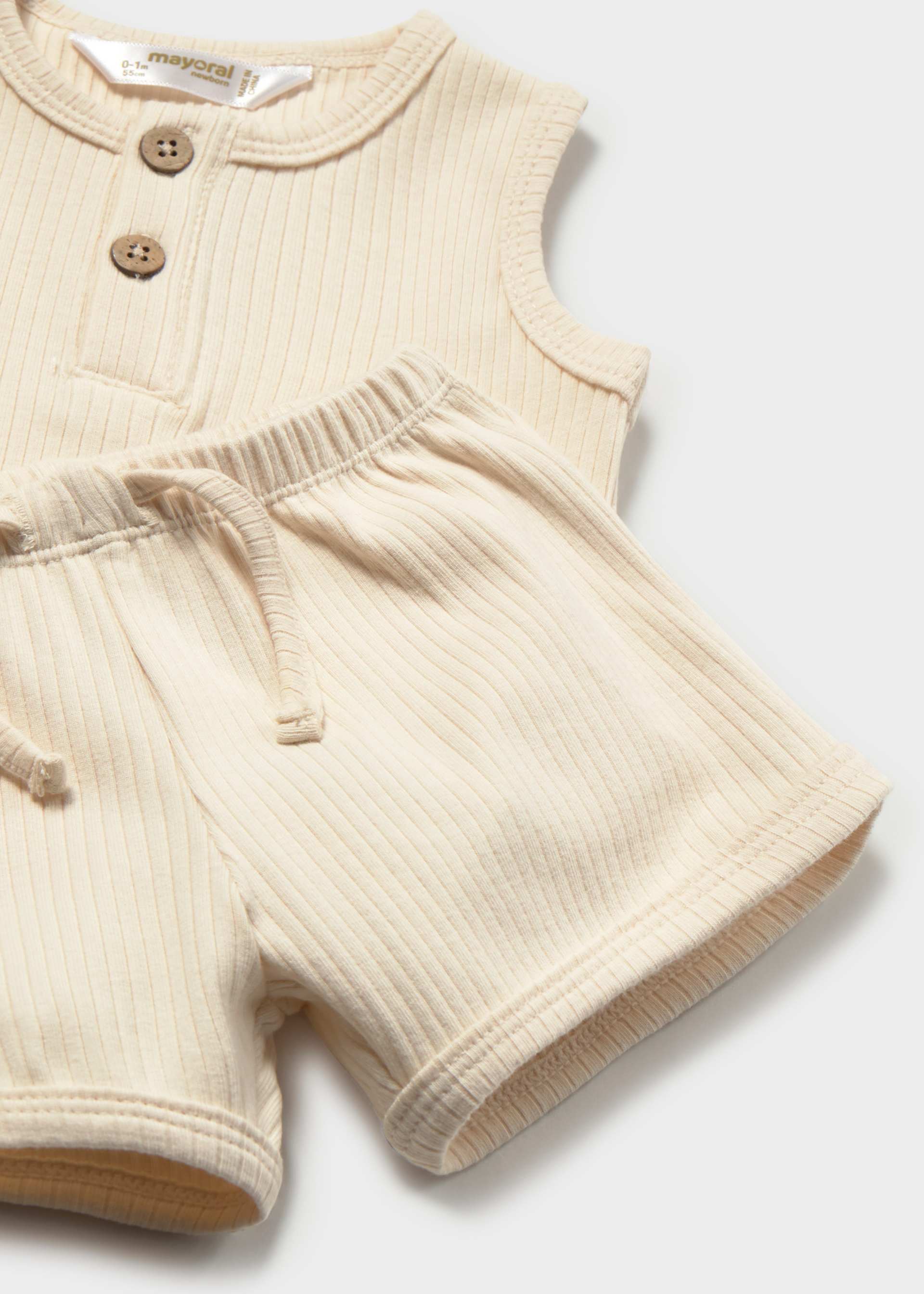 Ensemble 3 pièces avec chapeau nouveau-né