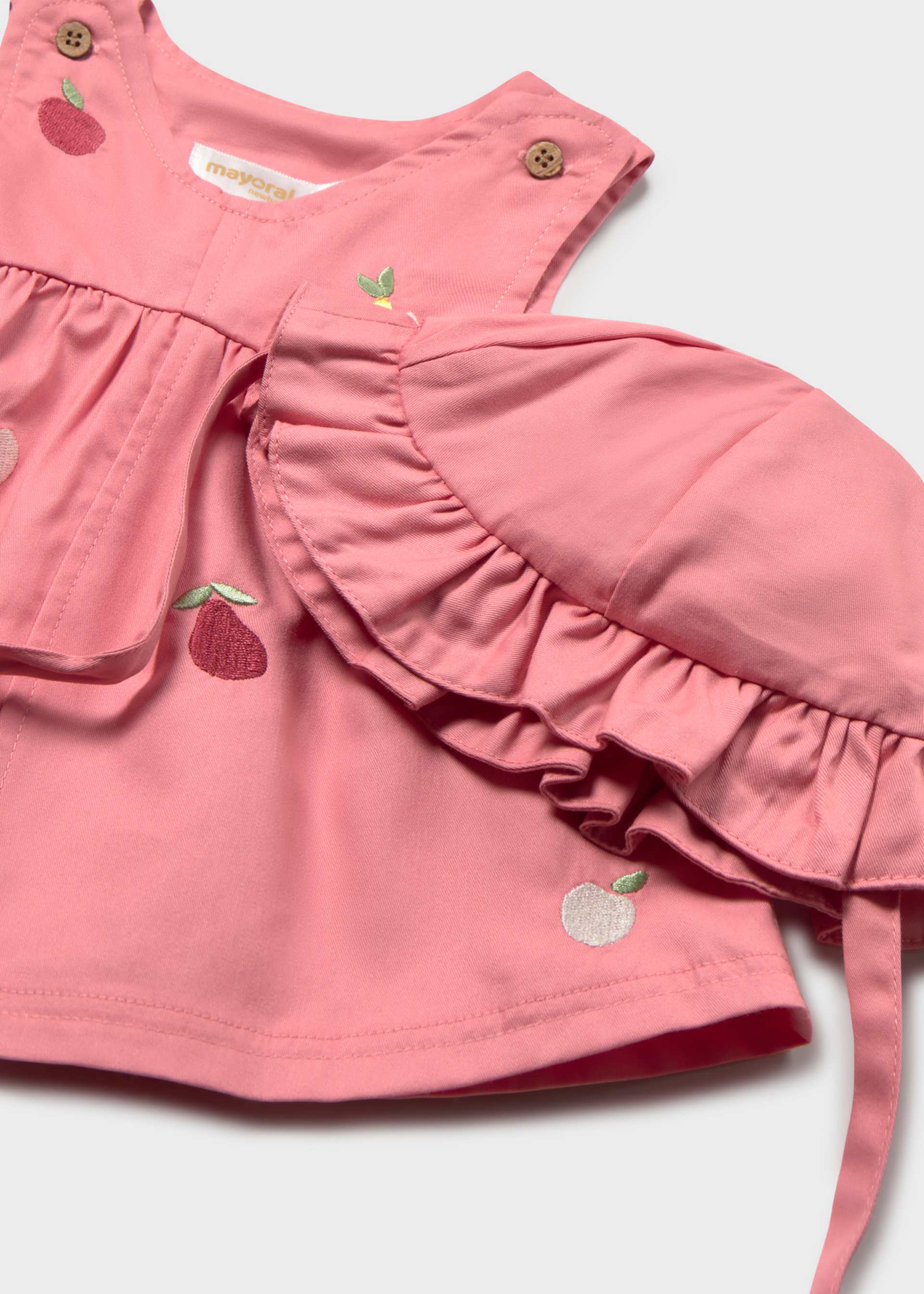 Dress newborn with ruffled hat