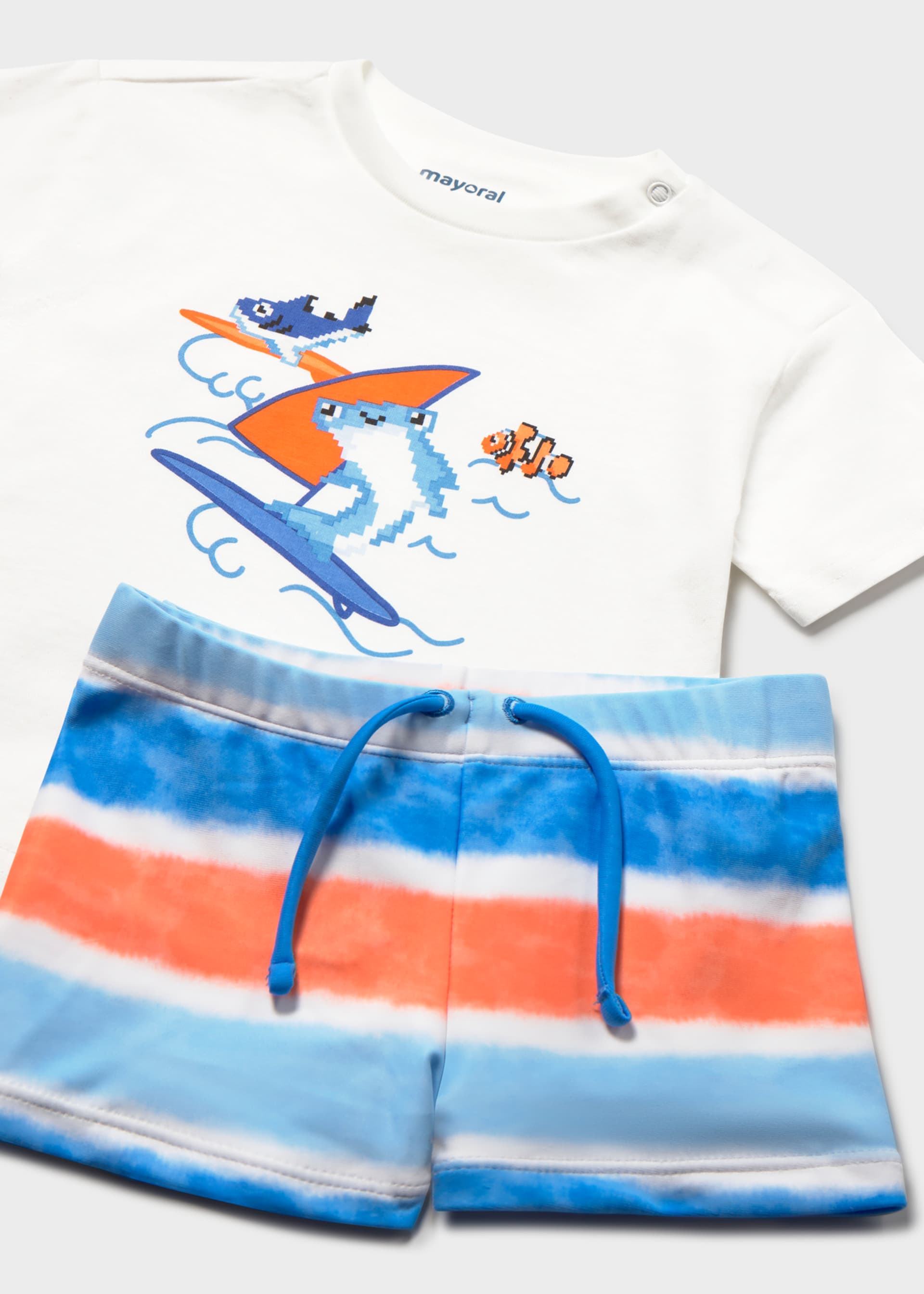 Set Badehose und T-Shirt Sonnenschutz Baby