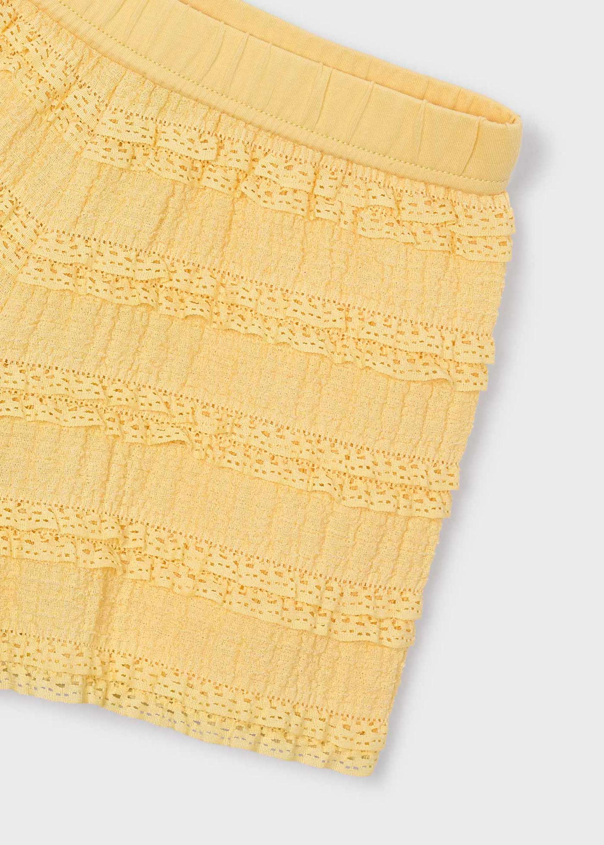 Shorts with ruffles girl