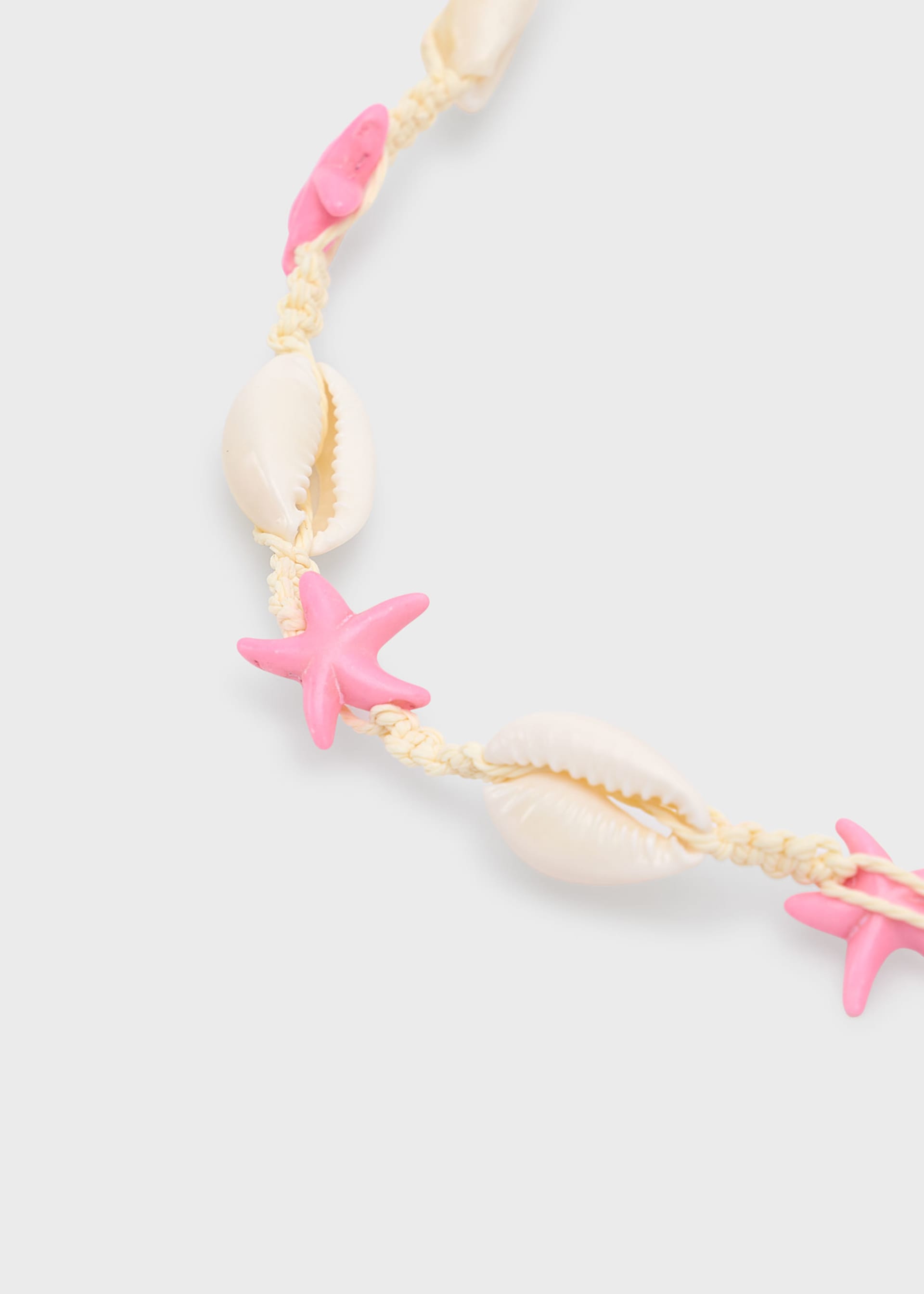 Girl's shell necklace and bracelet
