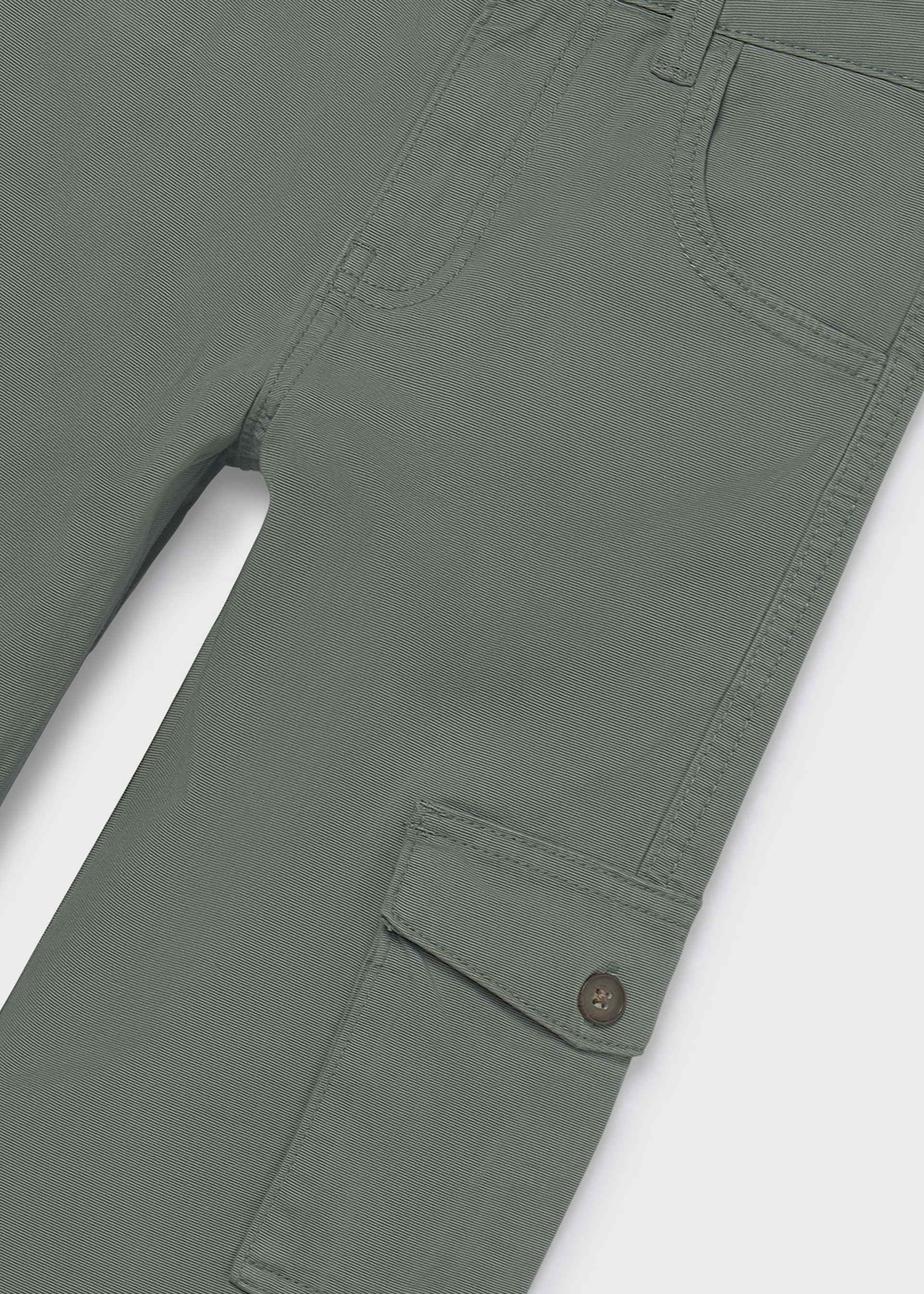 Pantalón cargo chico