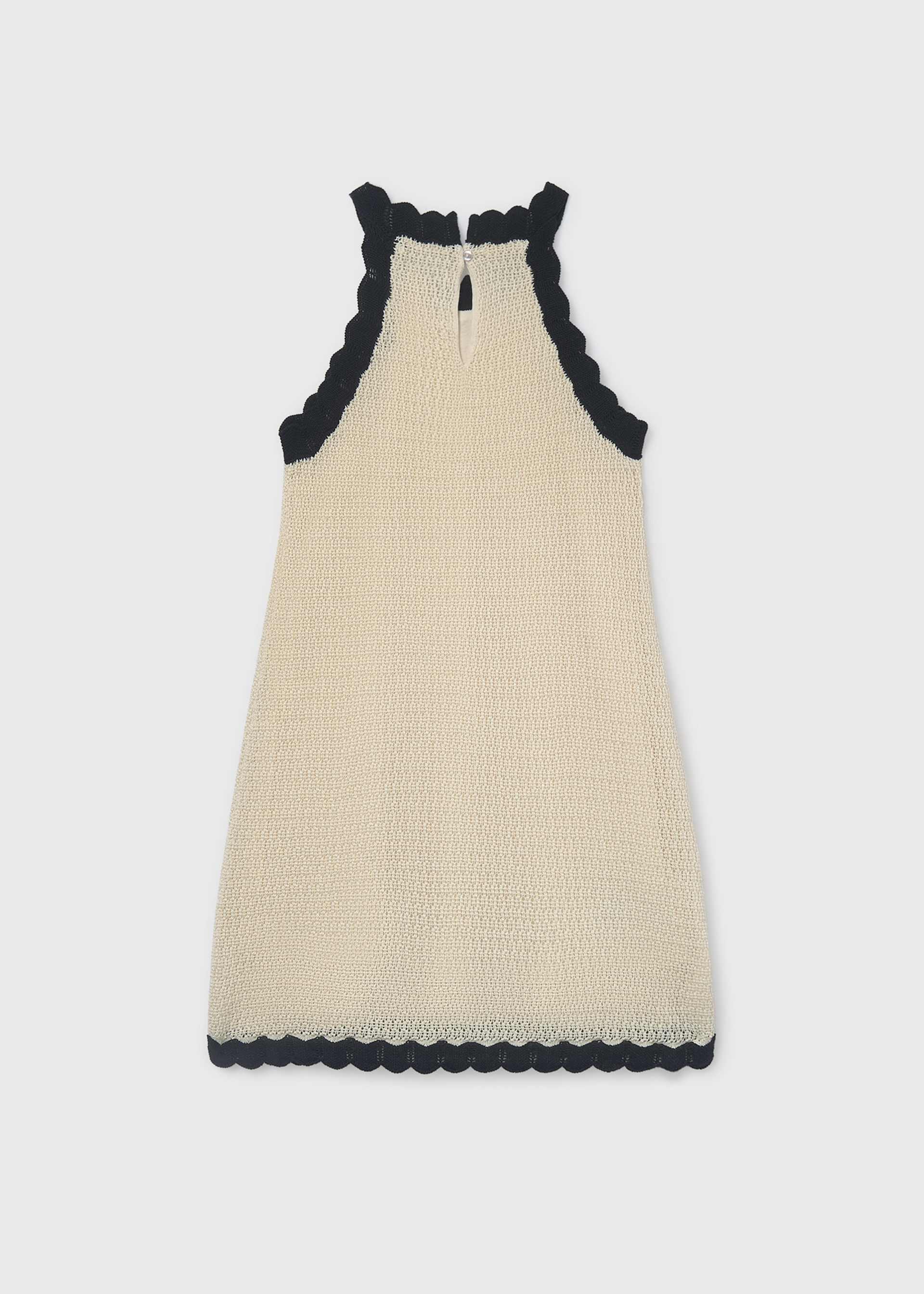 Girl's flower appliqué dress