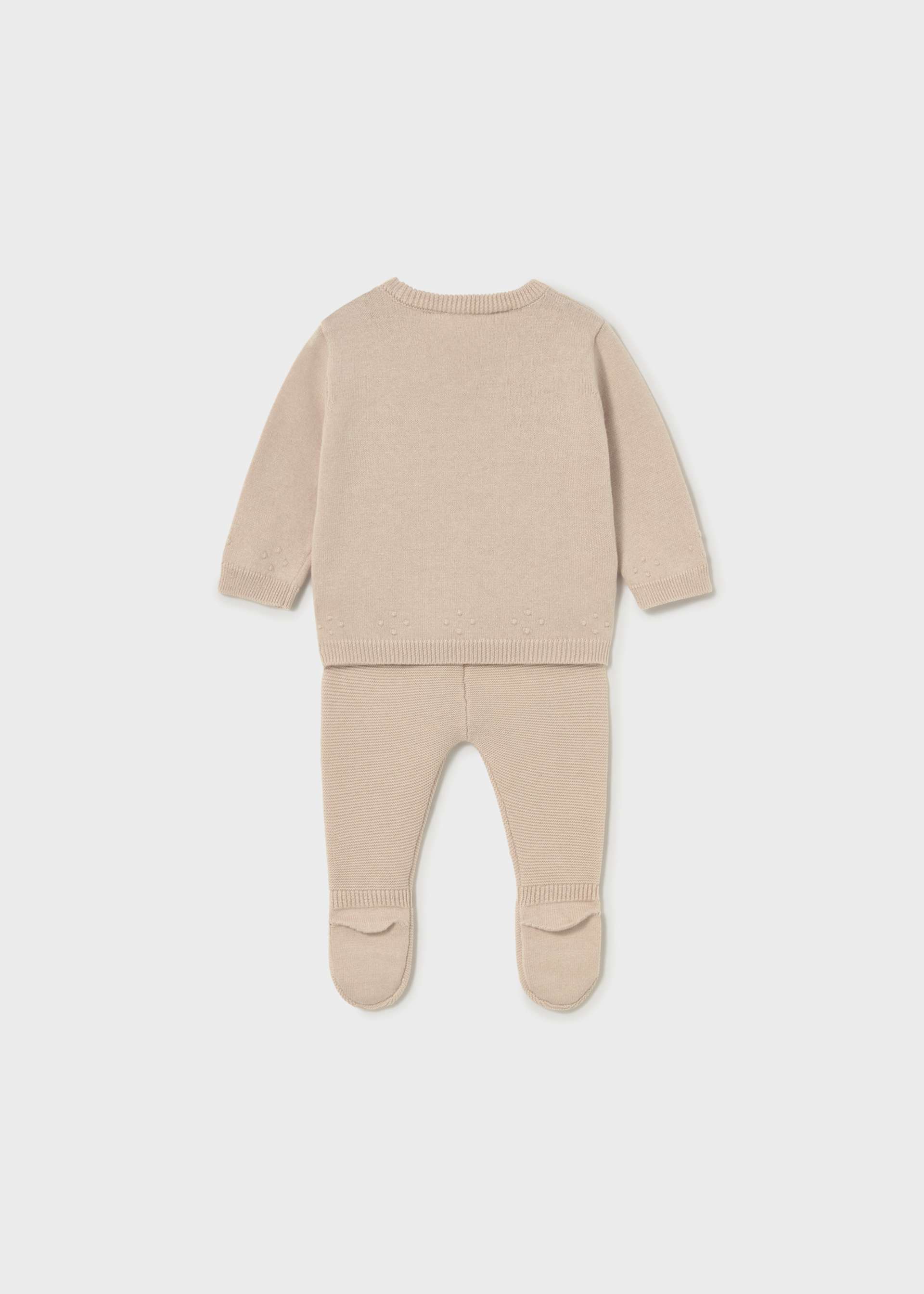 Conjunto pantalón y suéter tricot recién nacido