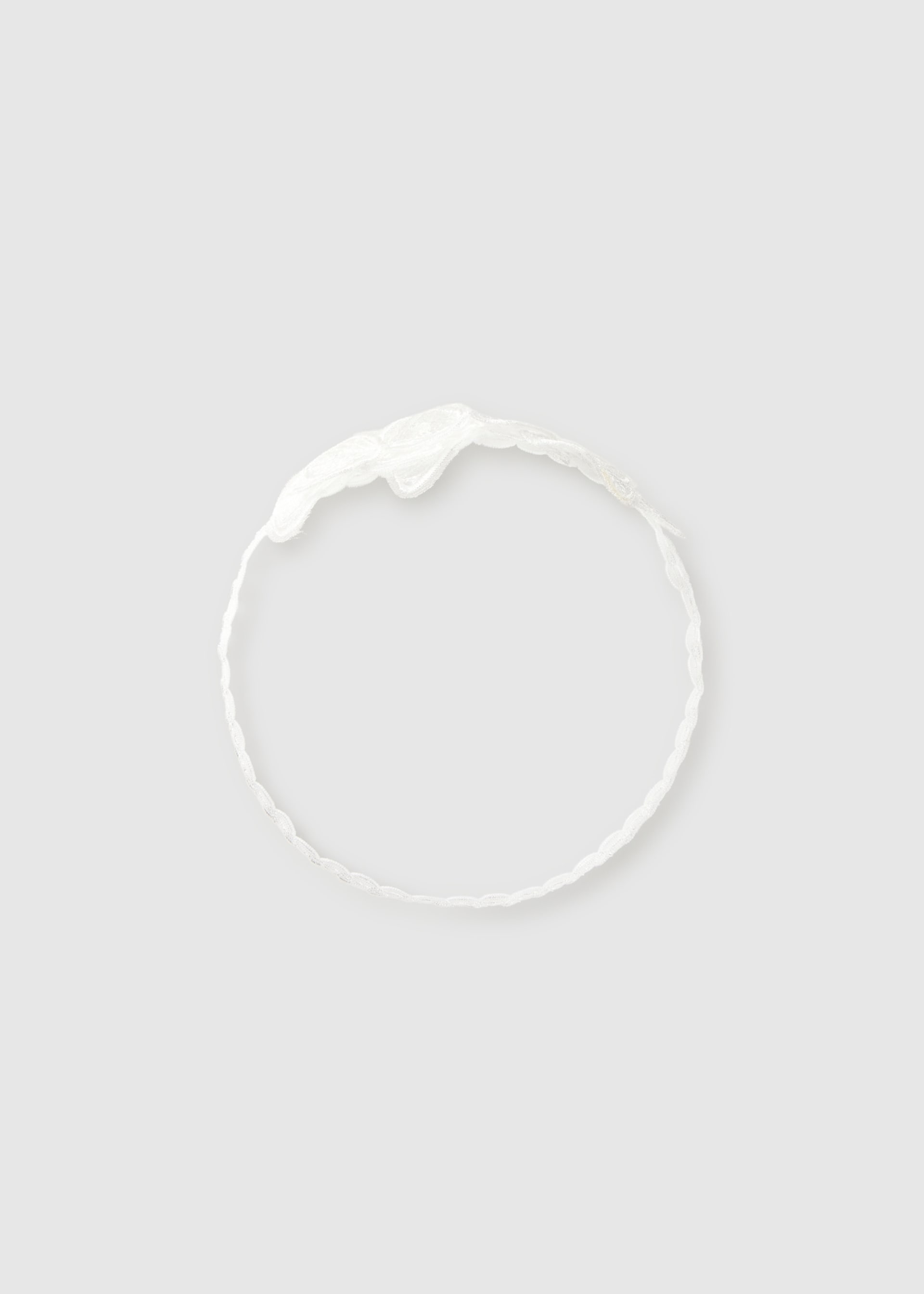 Elastic band with butterflies