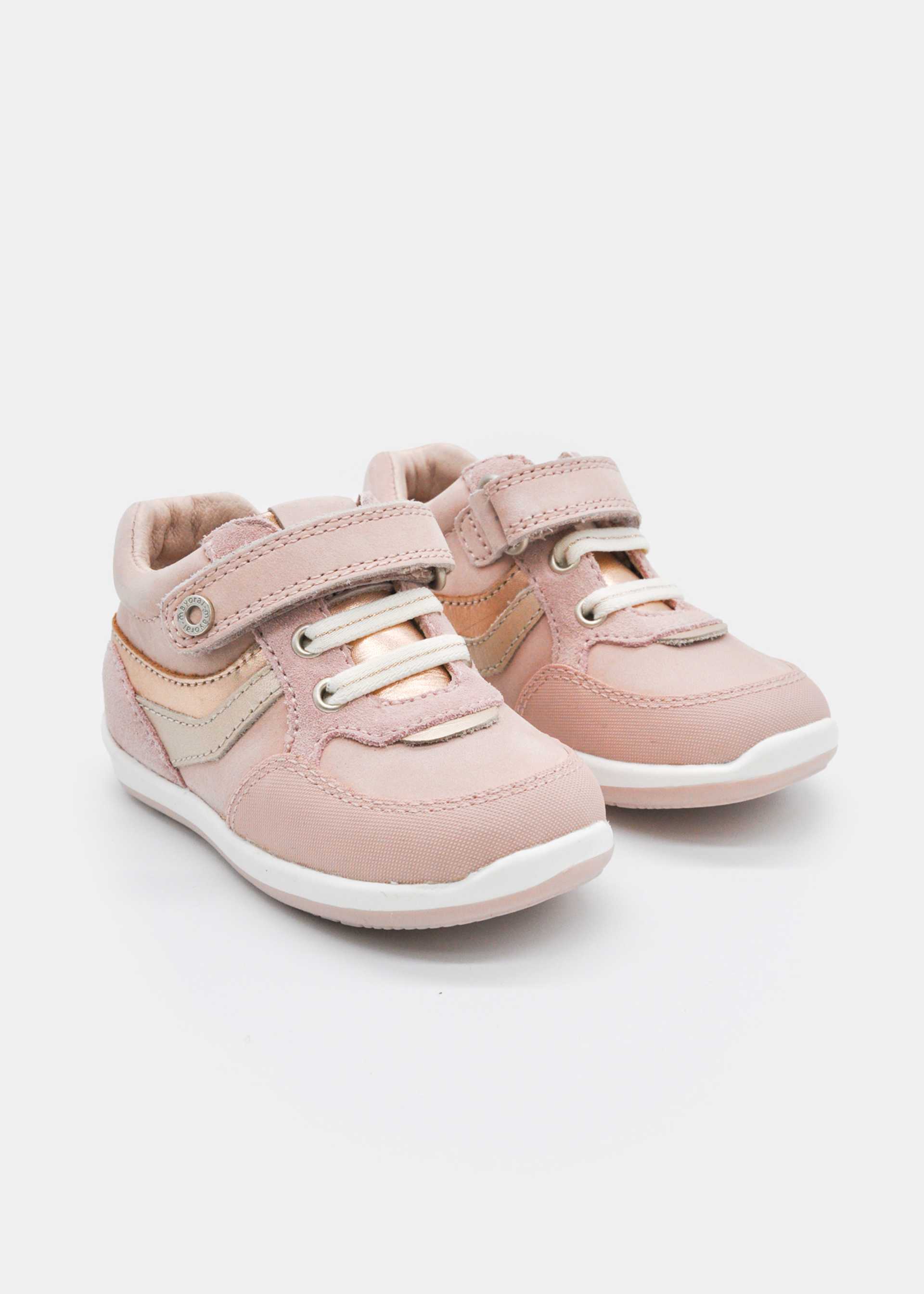 Sneakers baby