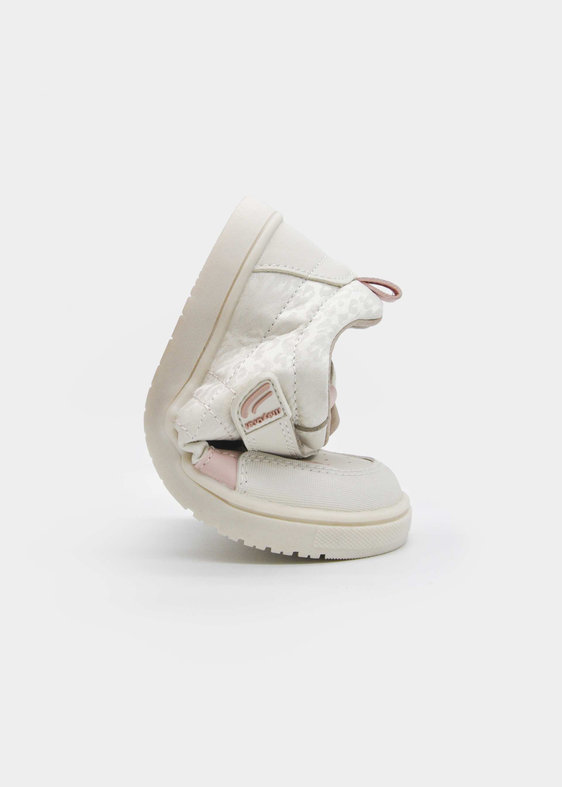 Girl Barefoot Sneakers